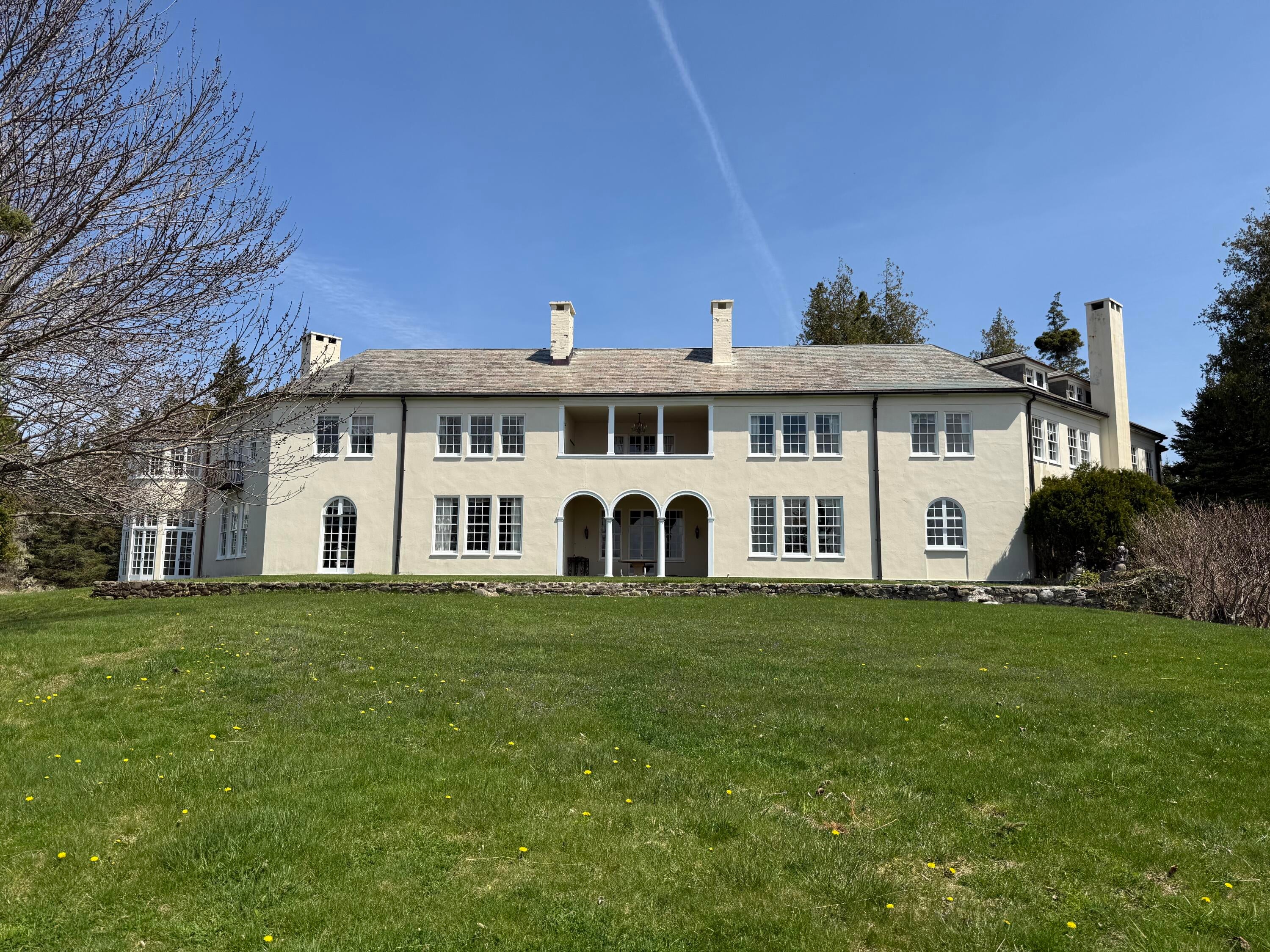 399 Hermit's Point Road — photo