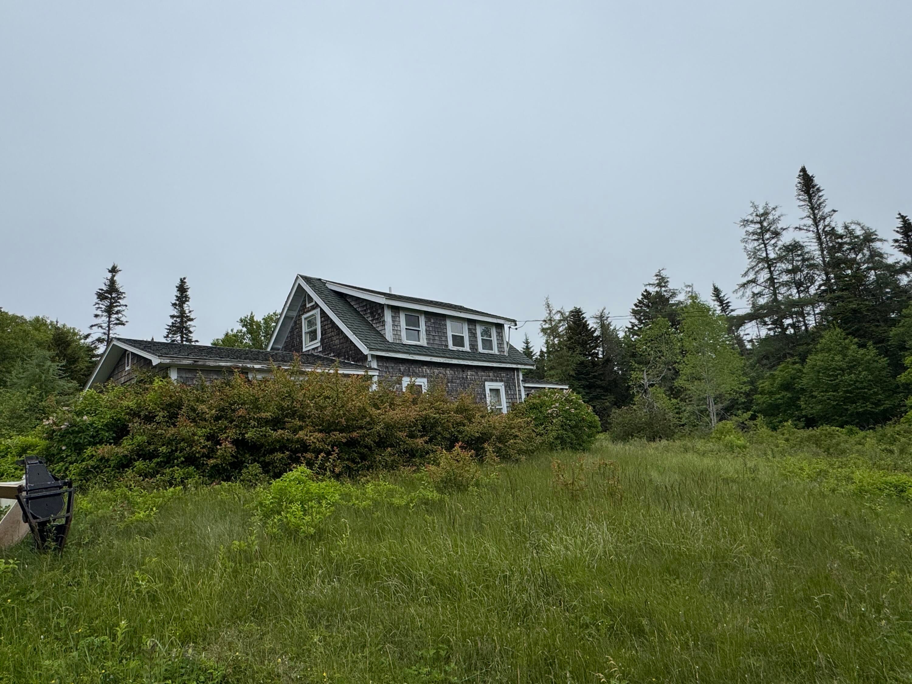 780 Cutler Road — photo