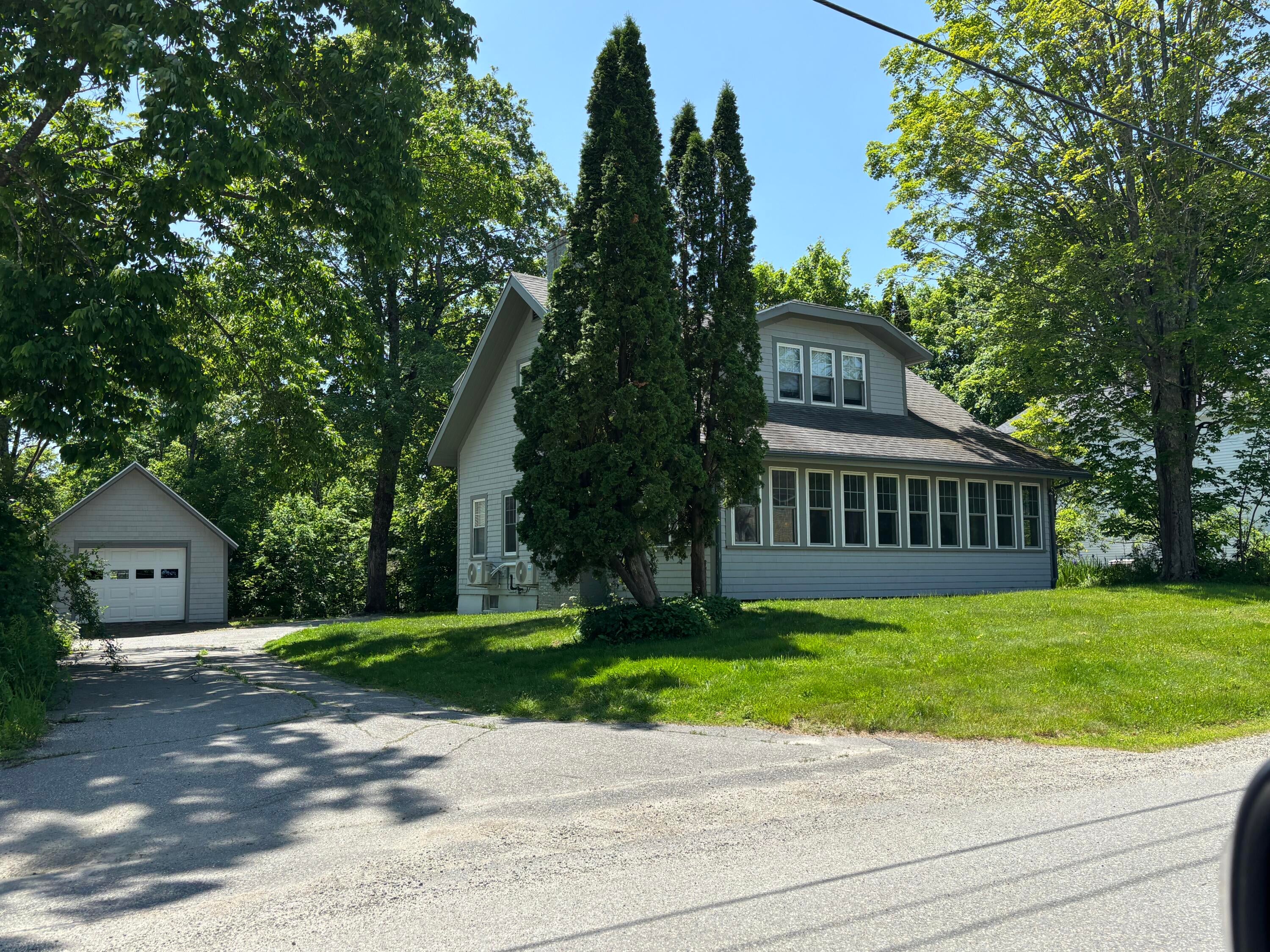 8 Sterling Street — photo