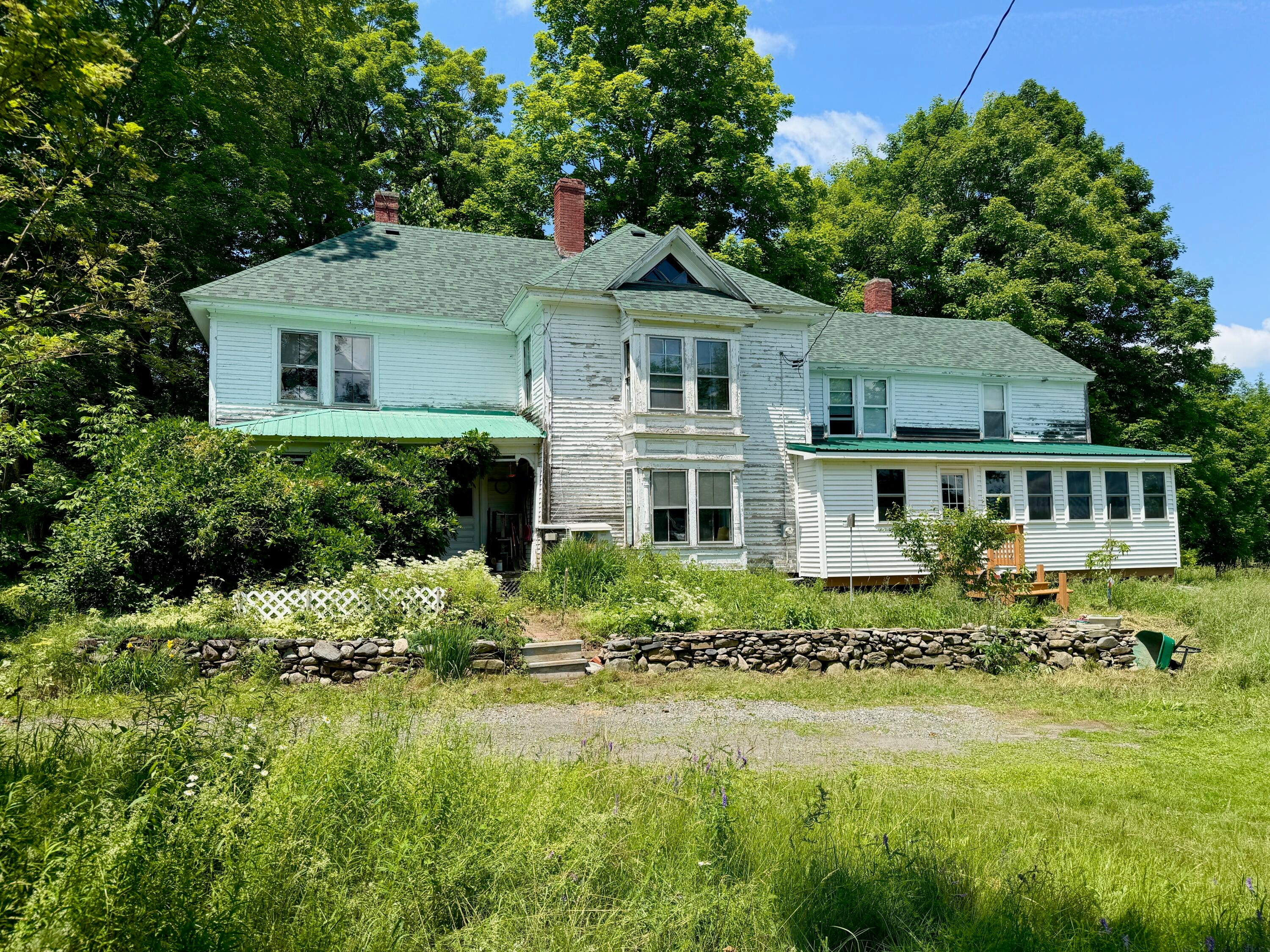 610 E Sangerville Road — photo