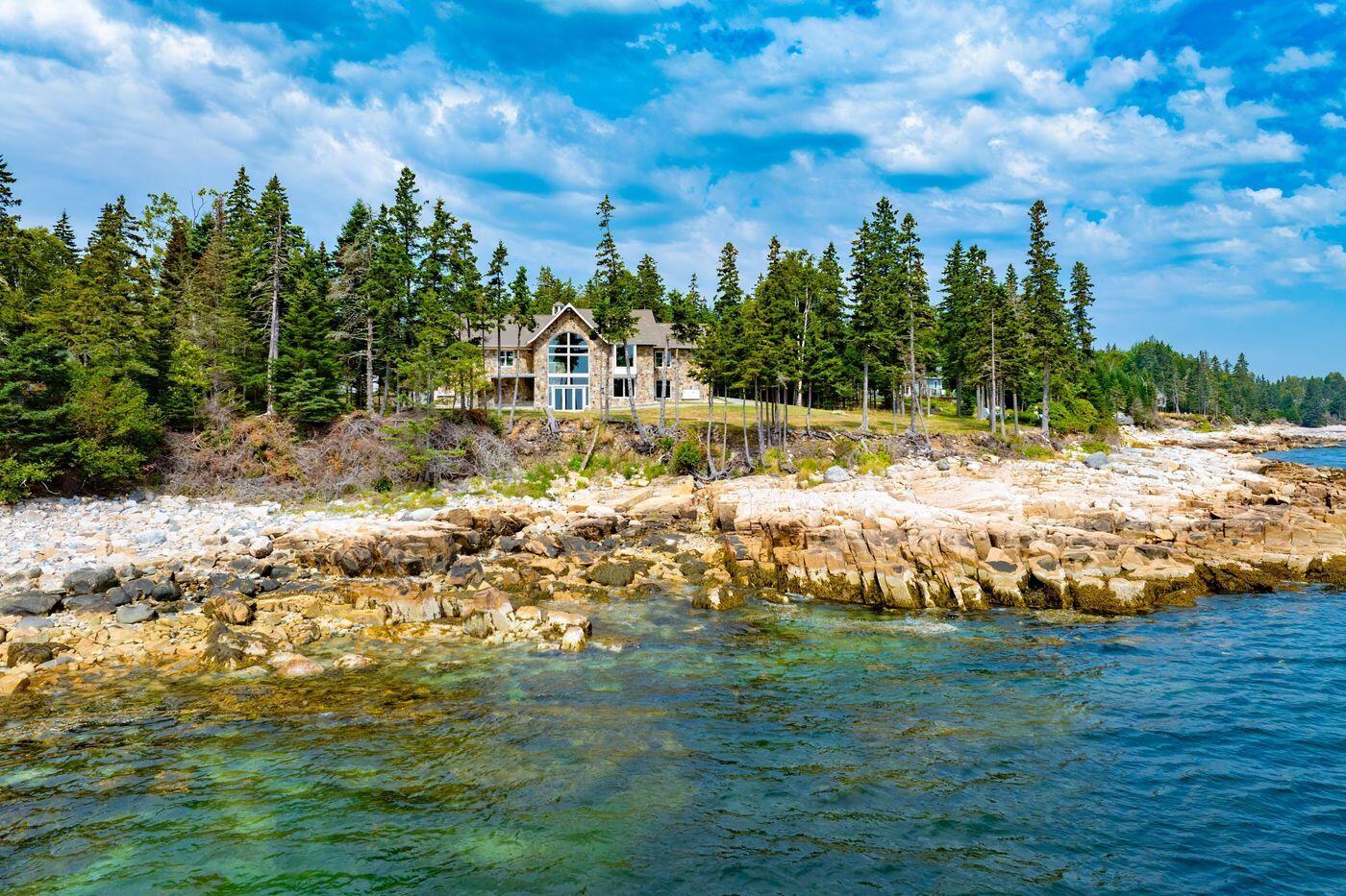 131 Lighthouse Point Road — photo