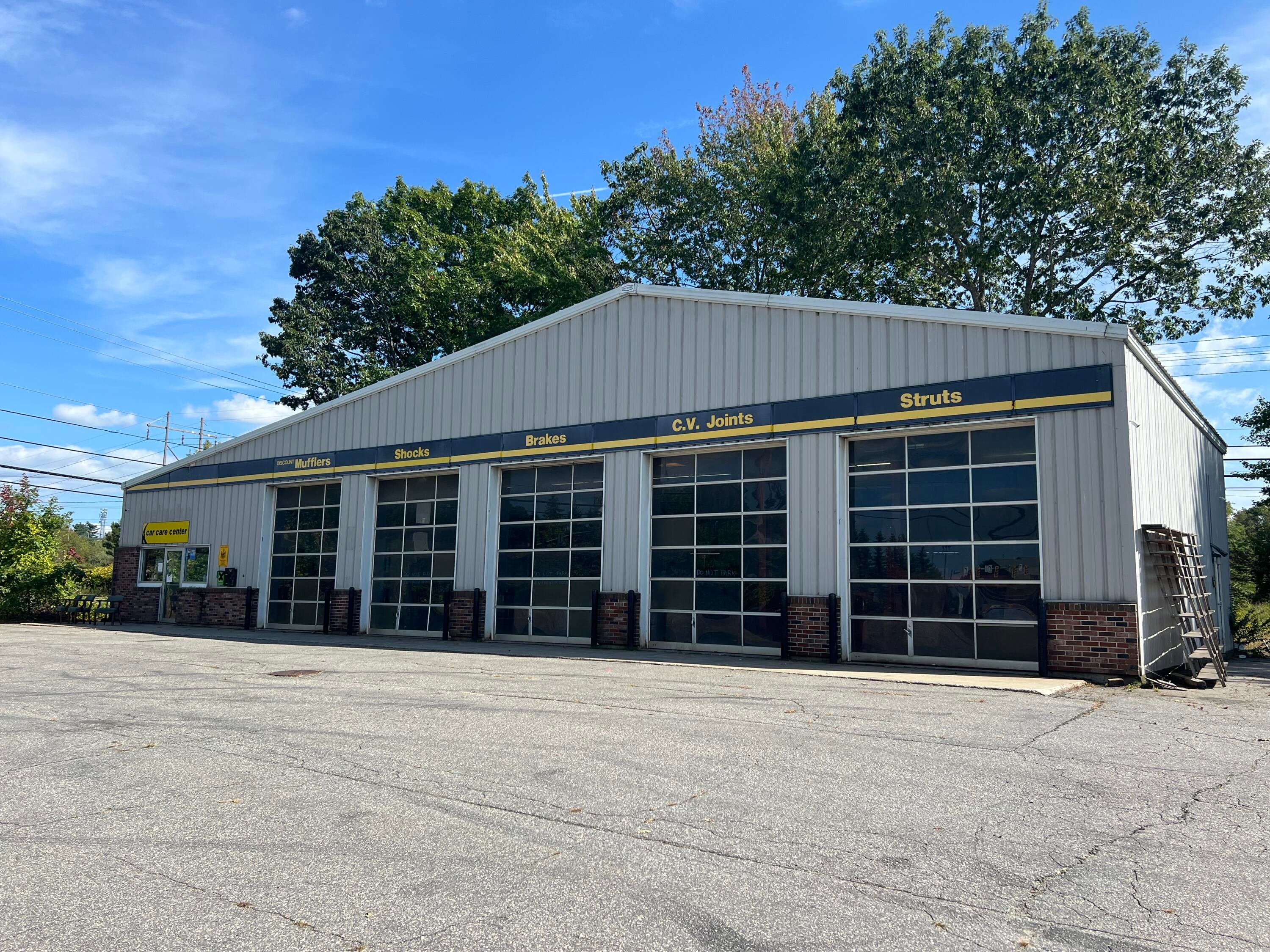 6 Topsham Fair Mall Road — photo