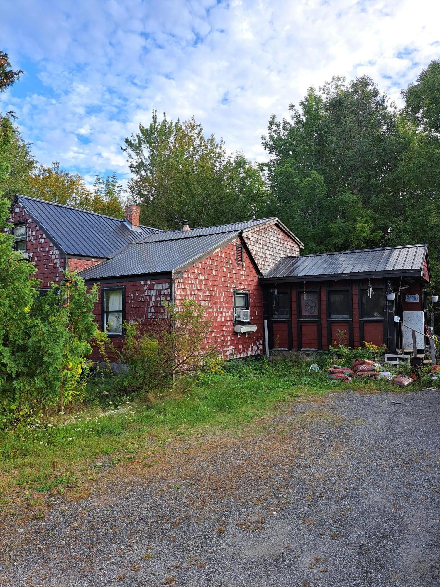 4 Bowen Road — photo