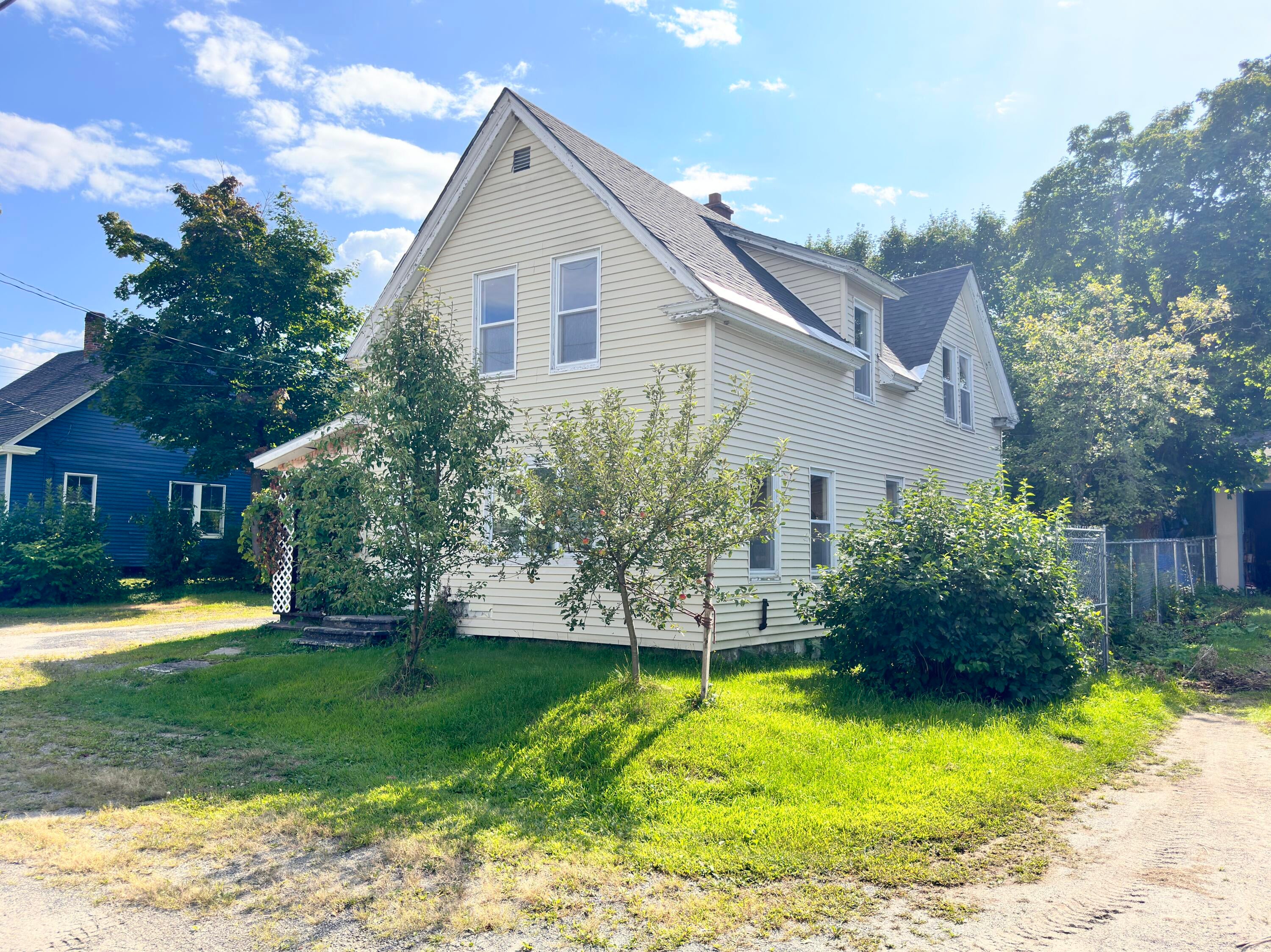 122 Knox Street — photo