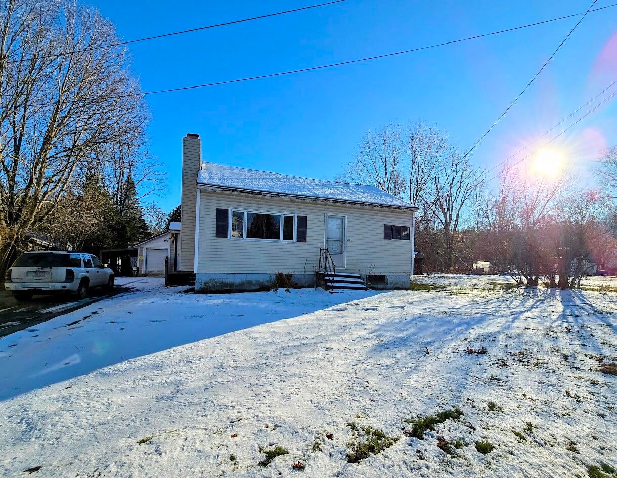 62 W West Main Street — photo