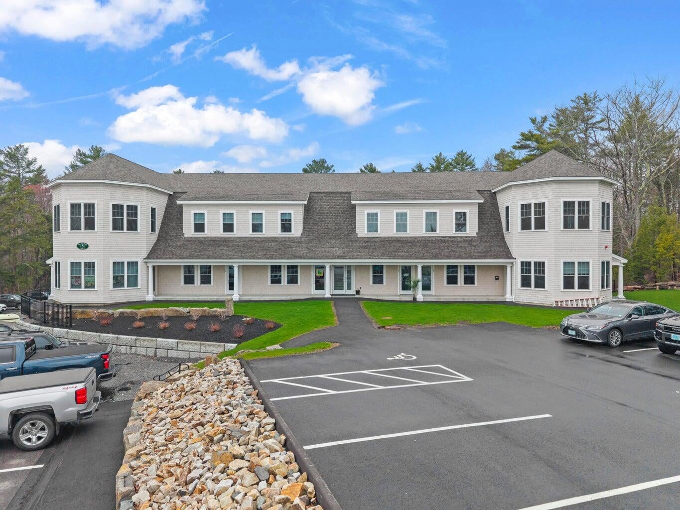 5 Village Park Drive 16 — photo