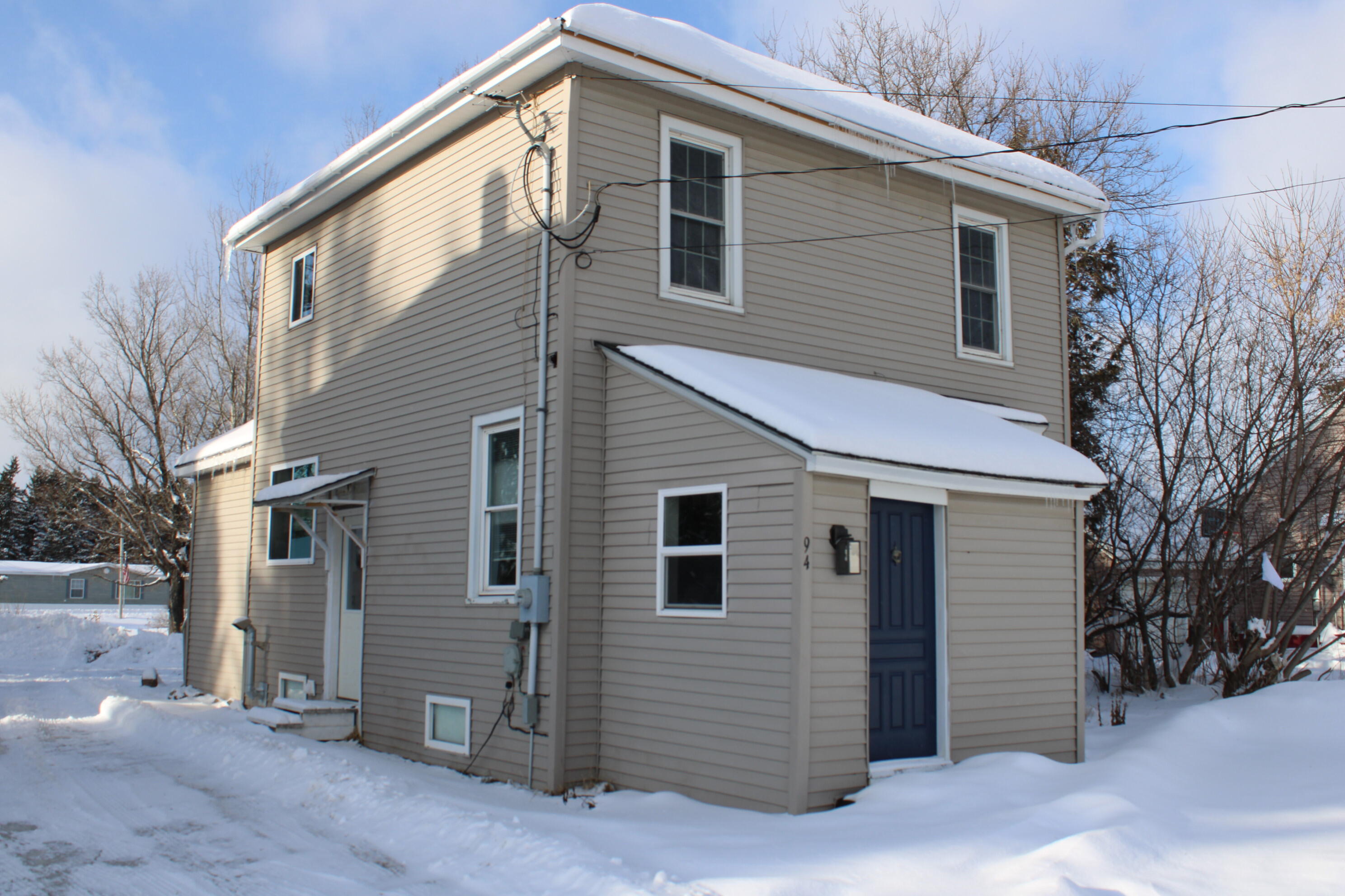 94 Hines Street — photo