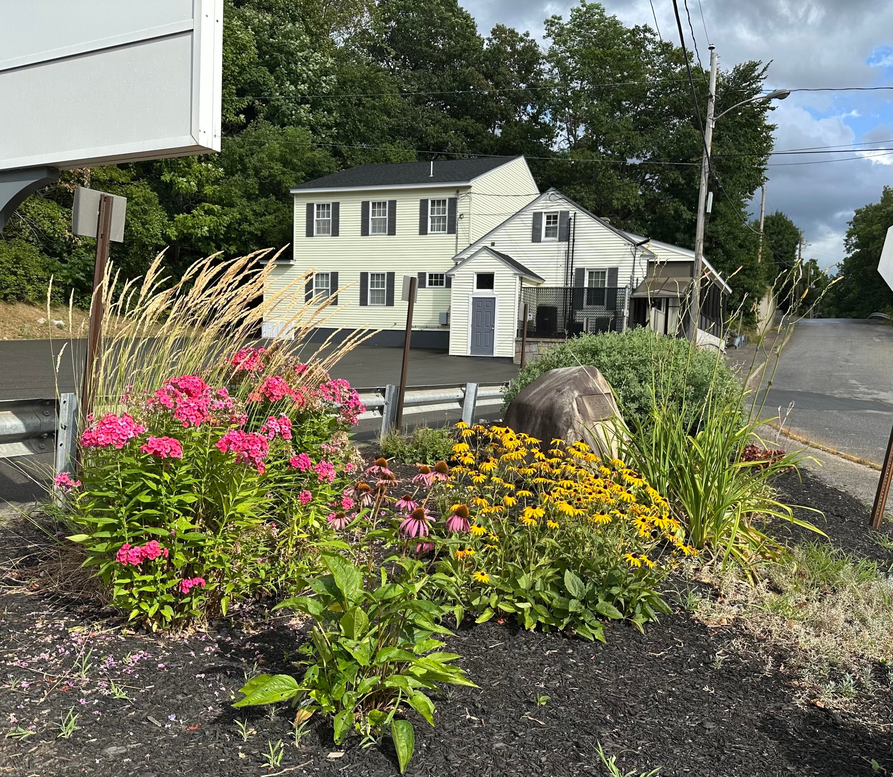 313 Main Street — photo