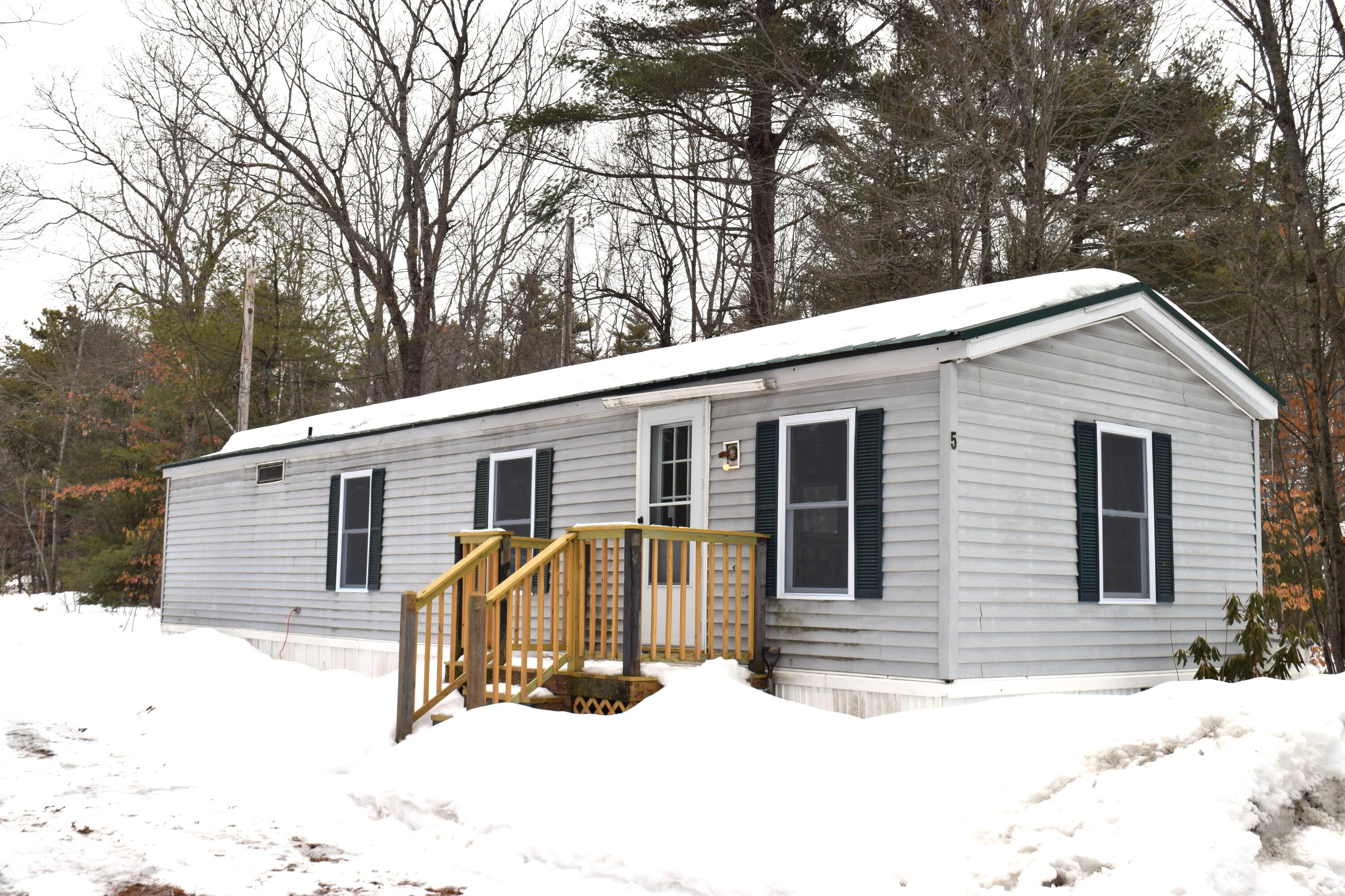 500 Ossipee Trail W — photo