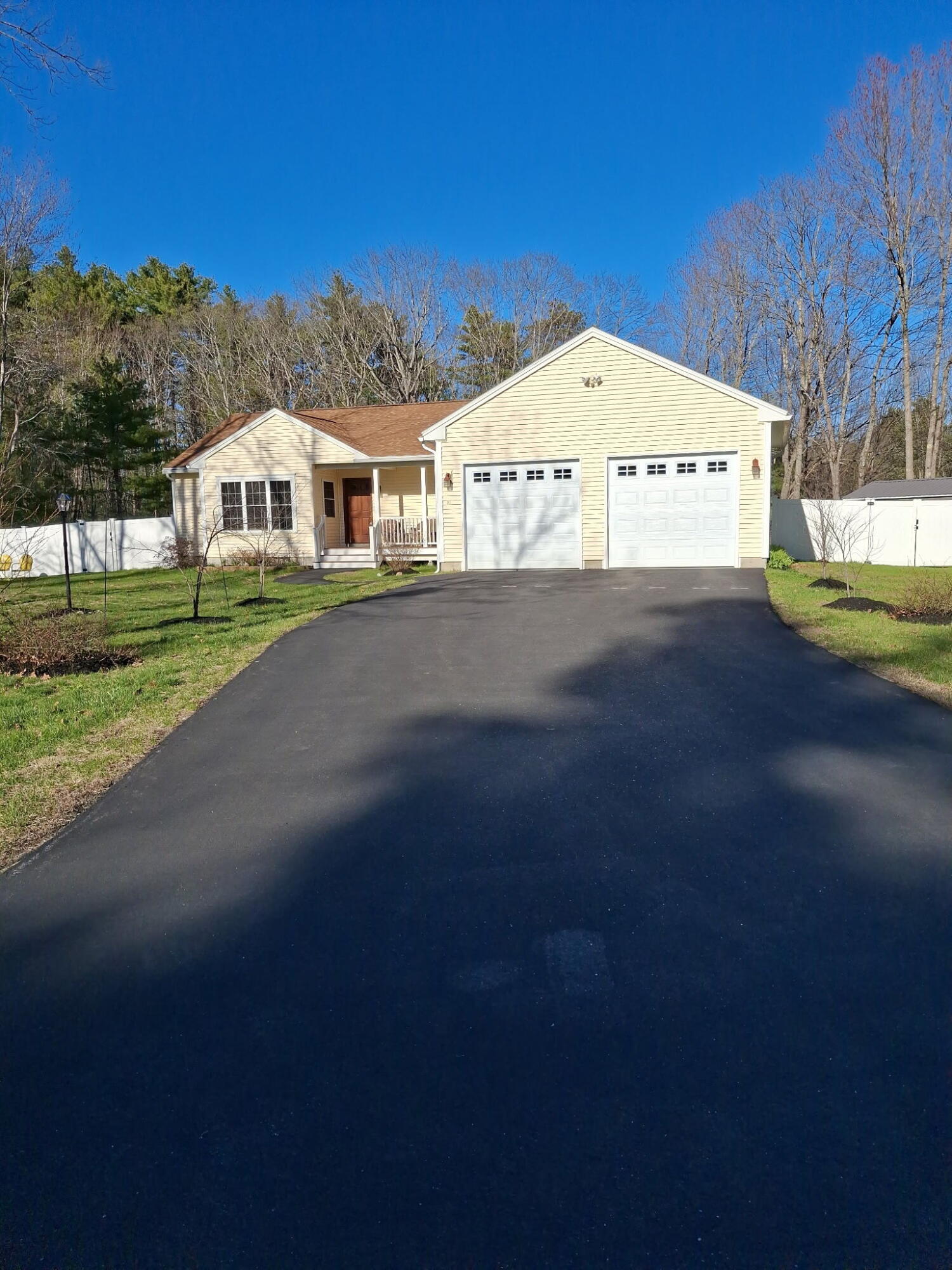 35 Deerfield Drive — photo