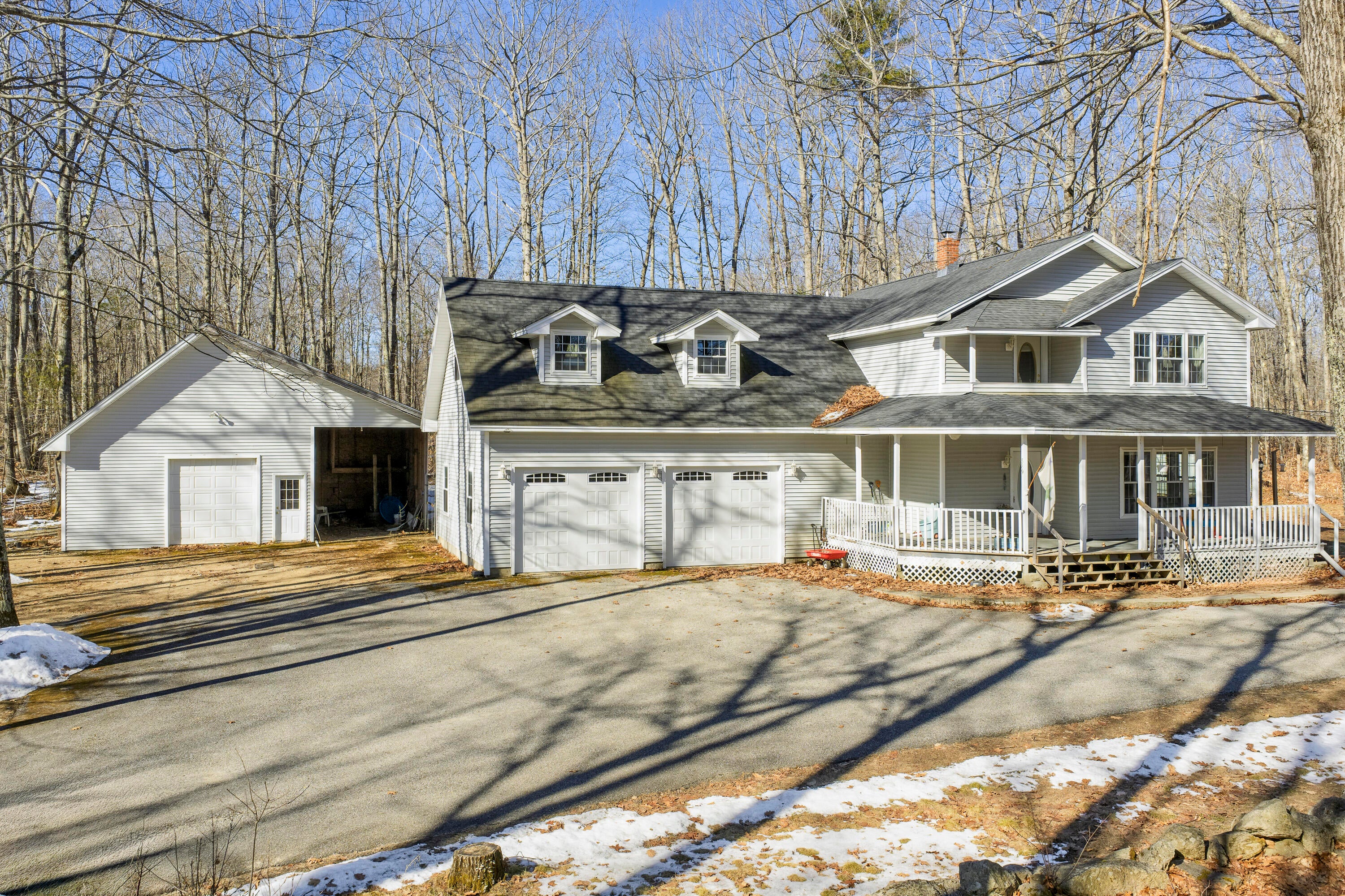 589 King Street — photo