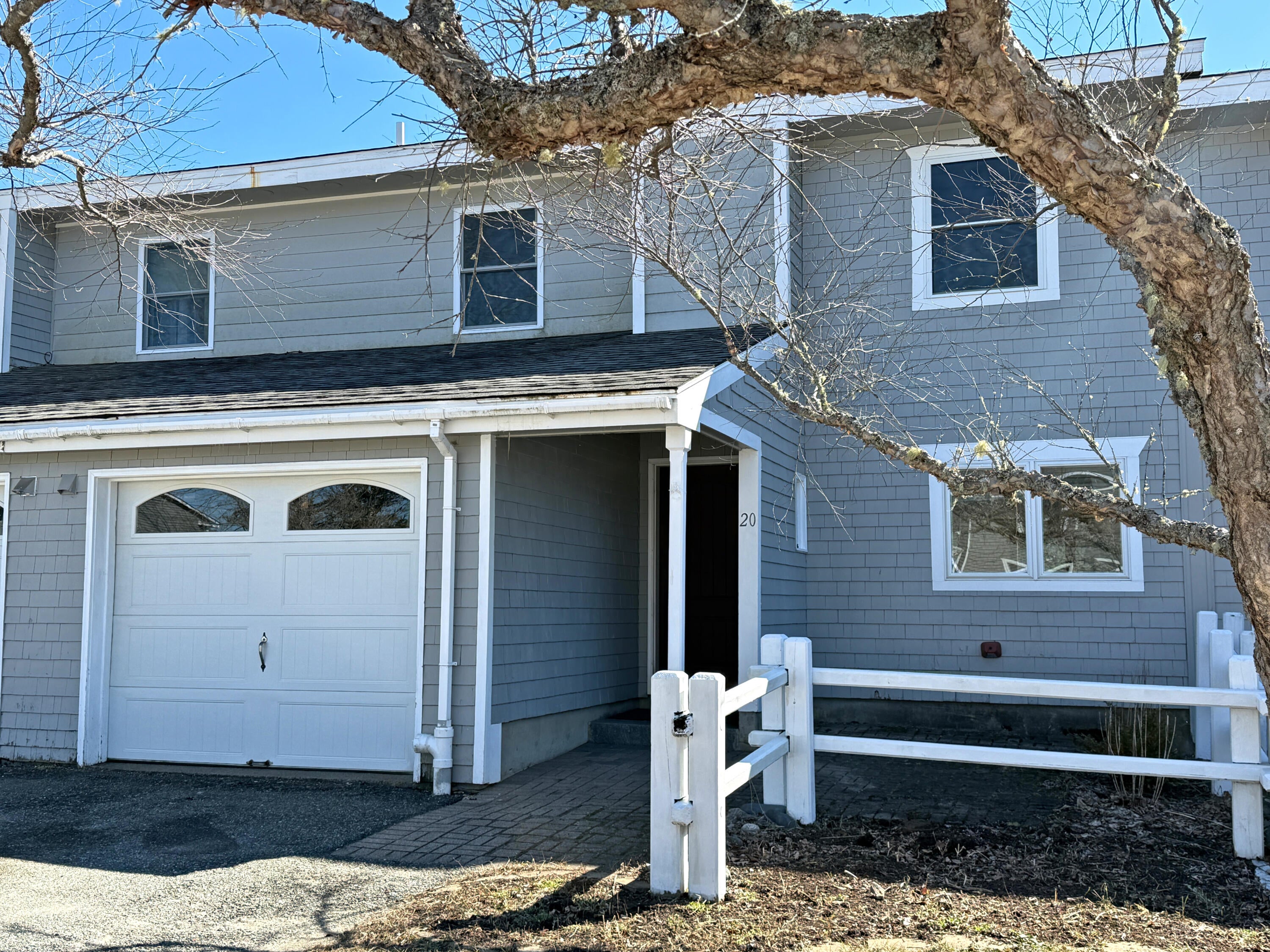 20 Beachwood Bay Drive 312 — photo