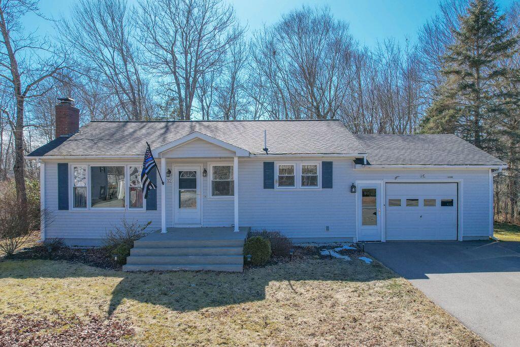 12 Mcdonald Avenue — photo
