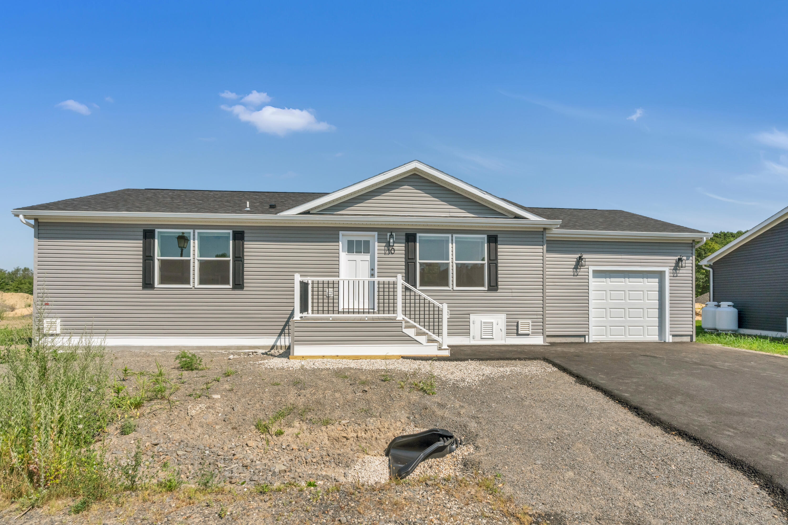 10 Colony Way — photo