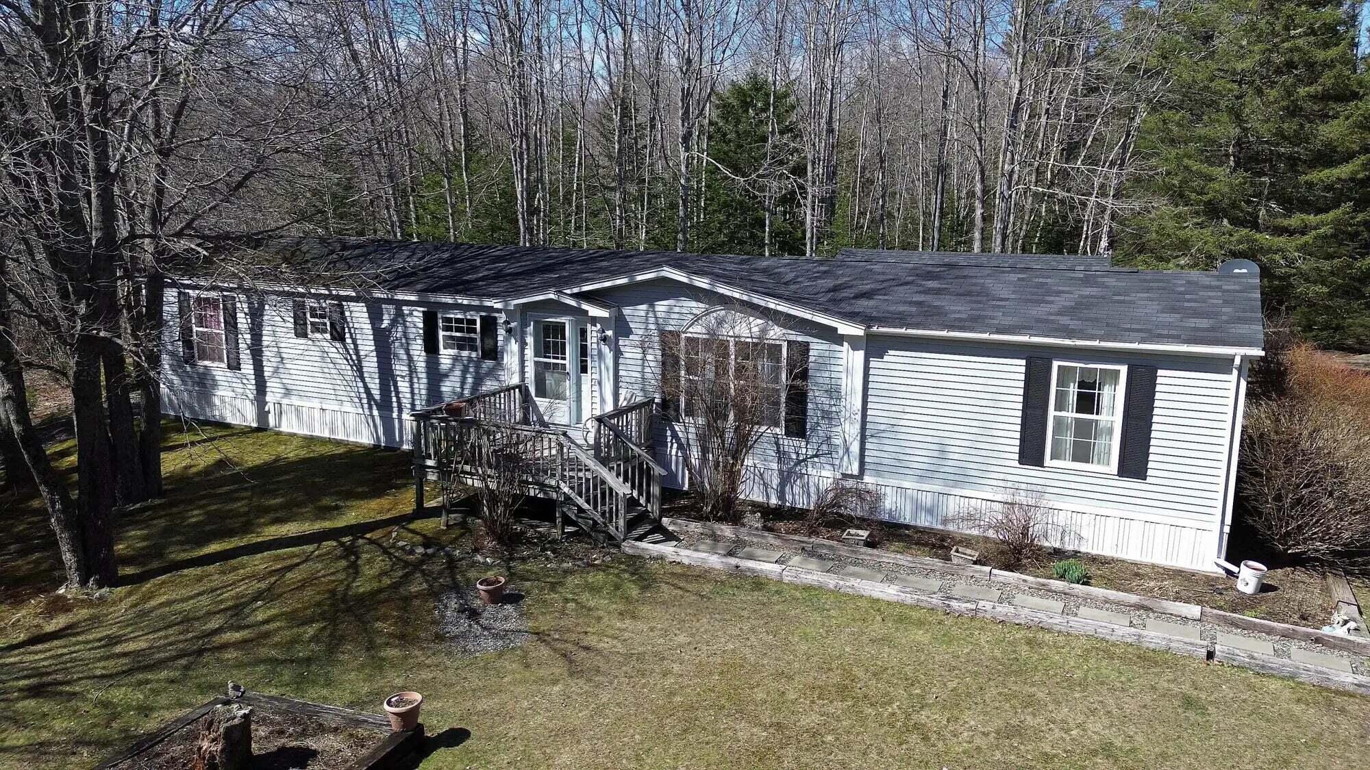 83 Willey District Road — photo