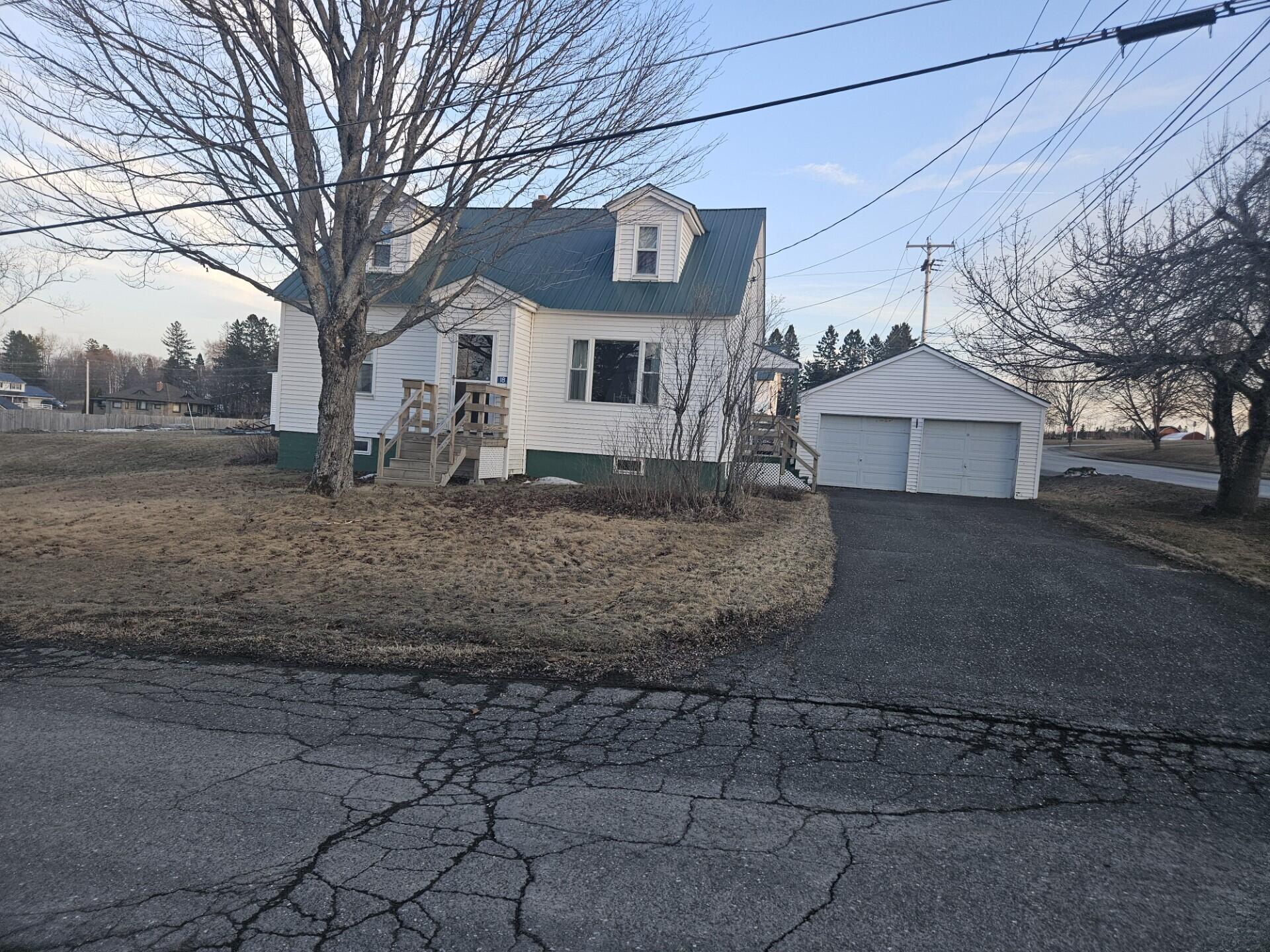 18 Vernon Avenue — photo