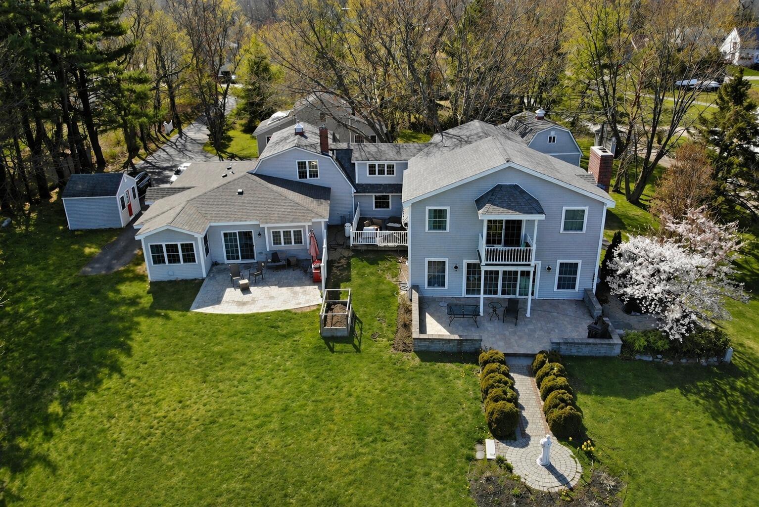 4 Spring Lane — photo