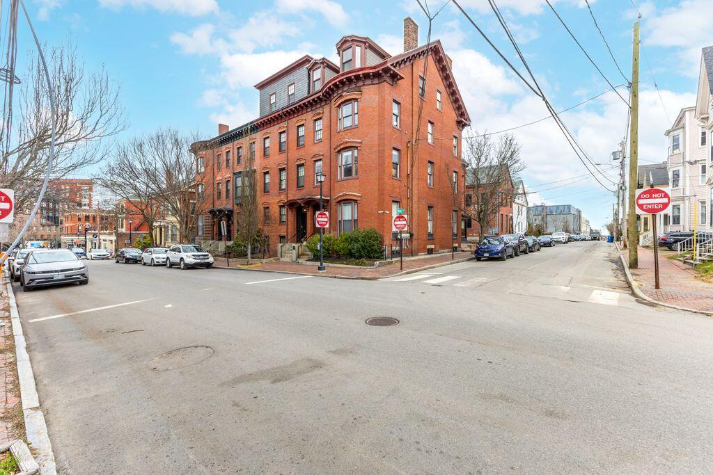 22 Pine Street 4 — photo