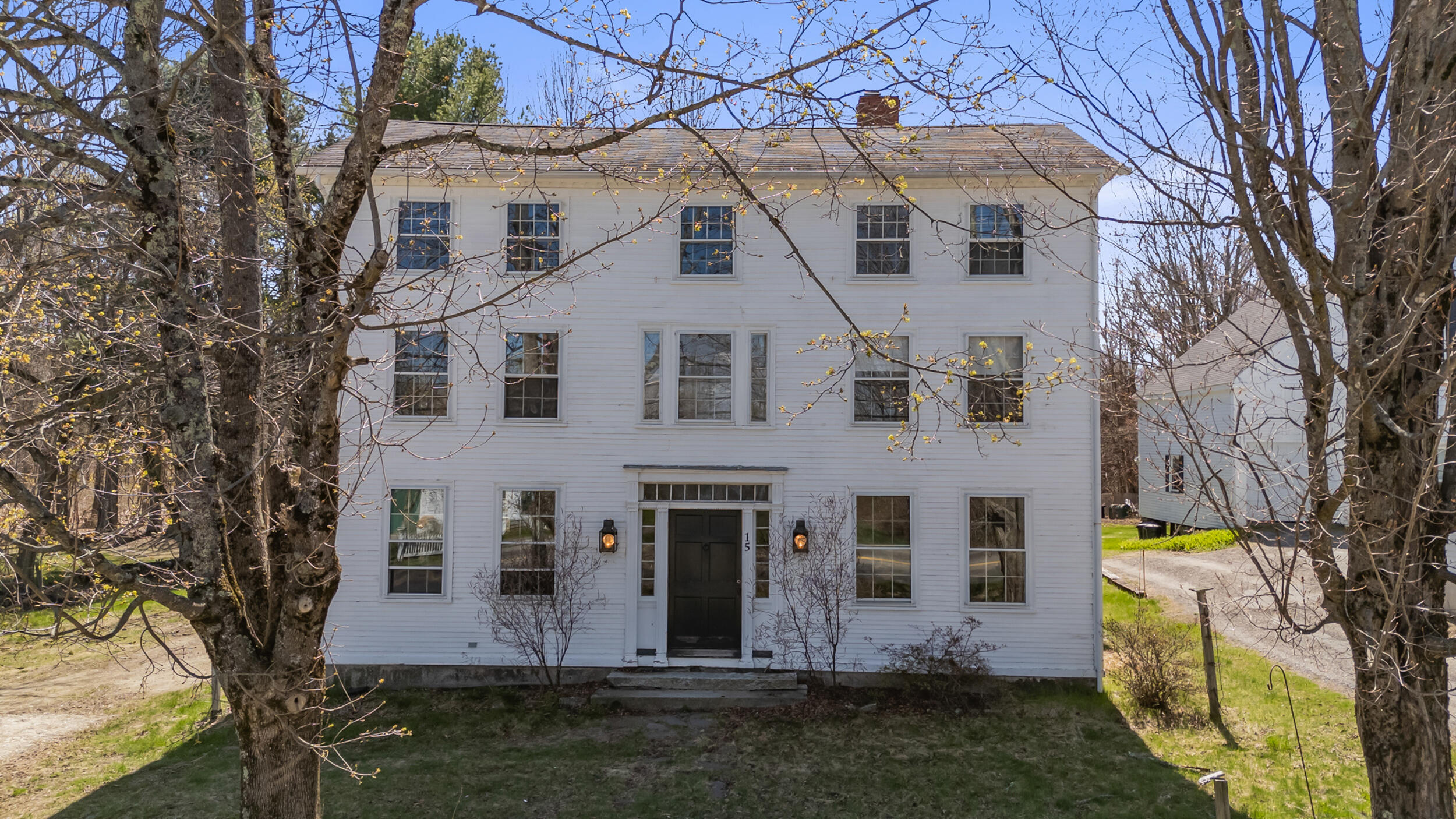 15 Ossipee Trail E — photo