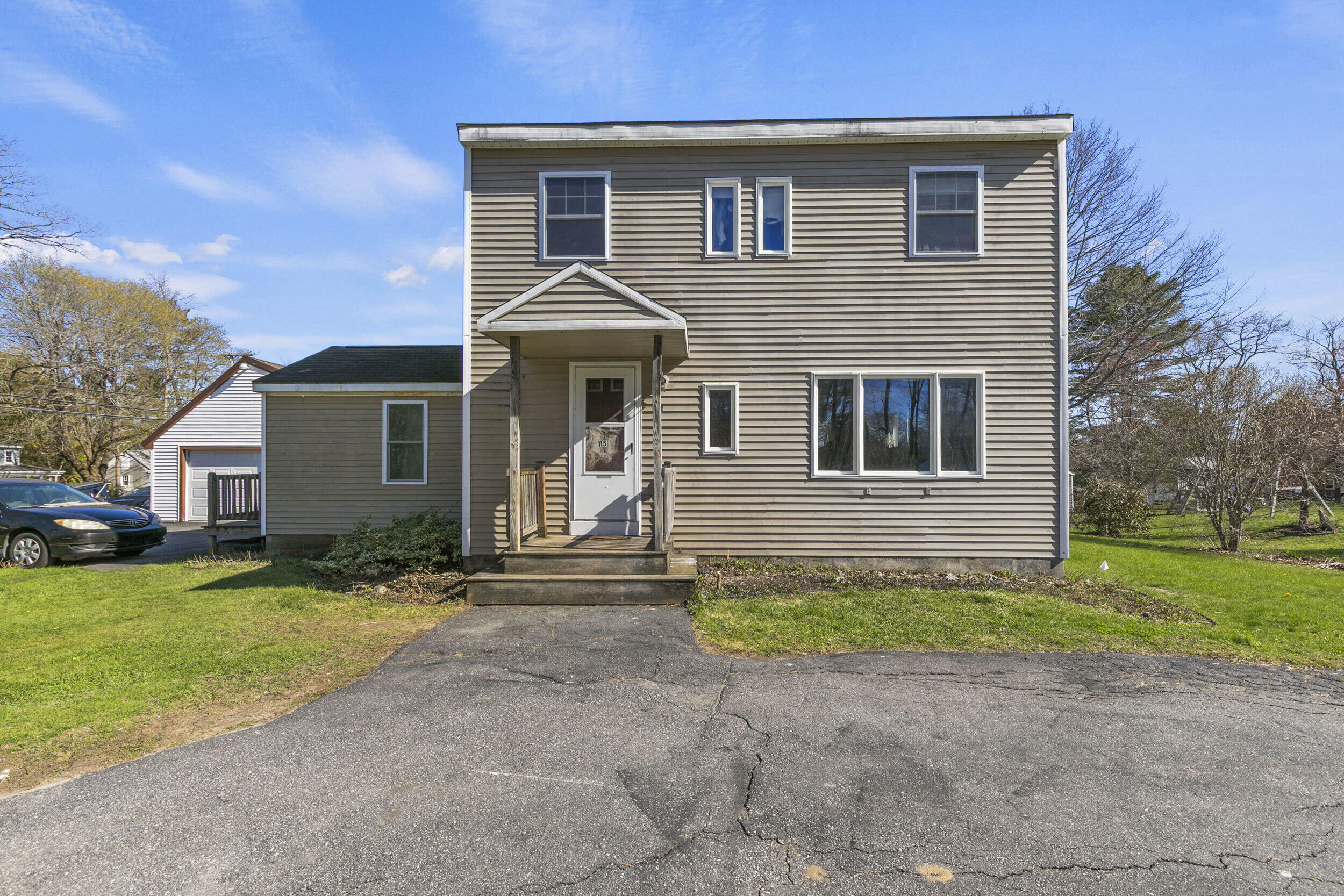 115 River Road — photo