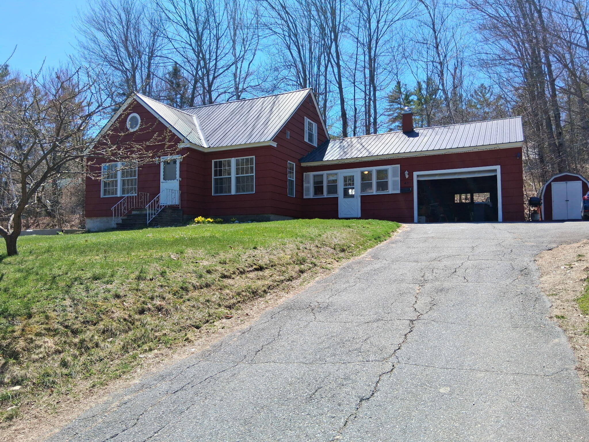 431 Raymond Street — photo