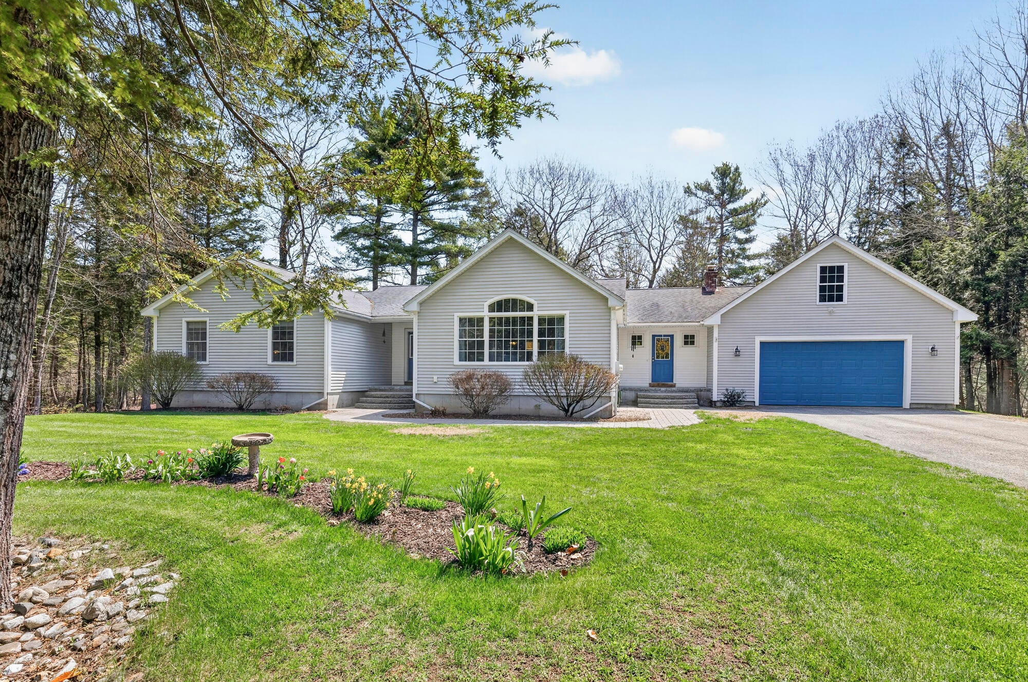 6 Sugar Woods Way — photo