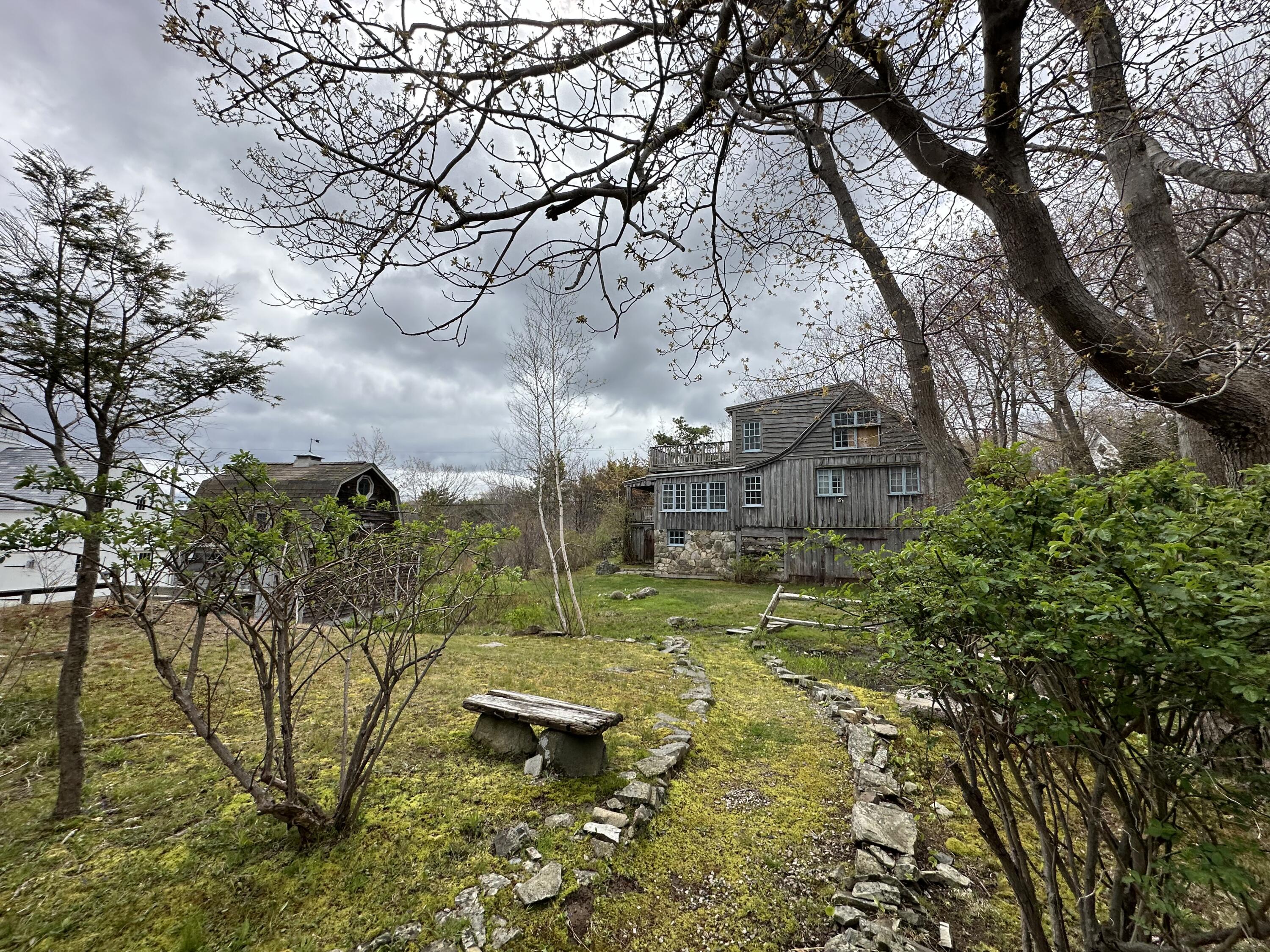 41 Circuit Road — photo