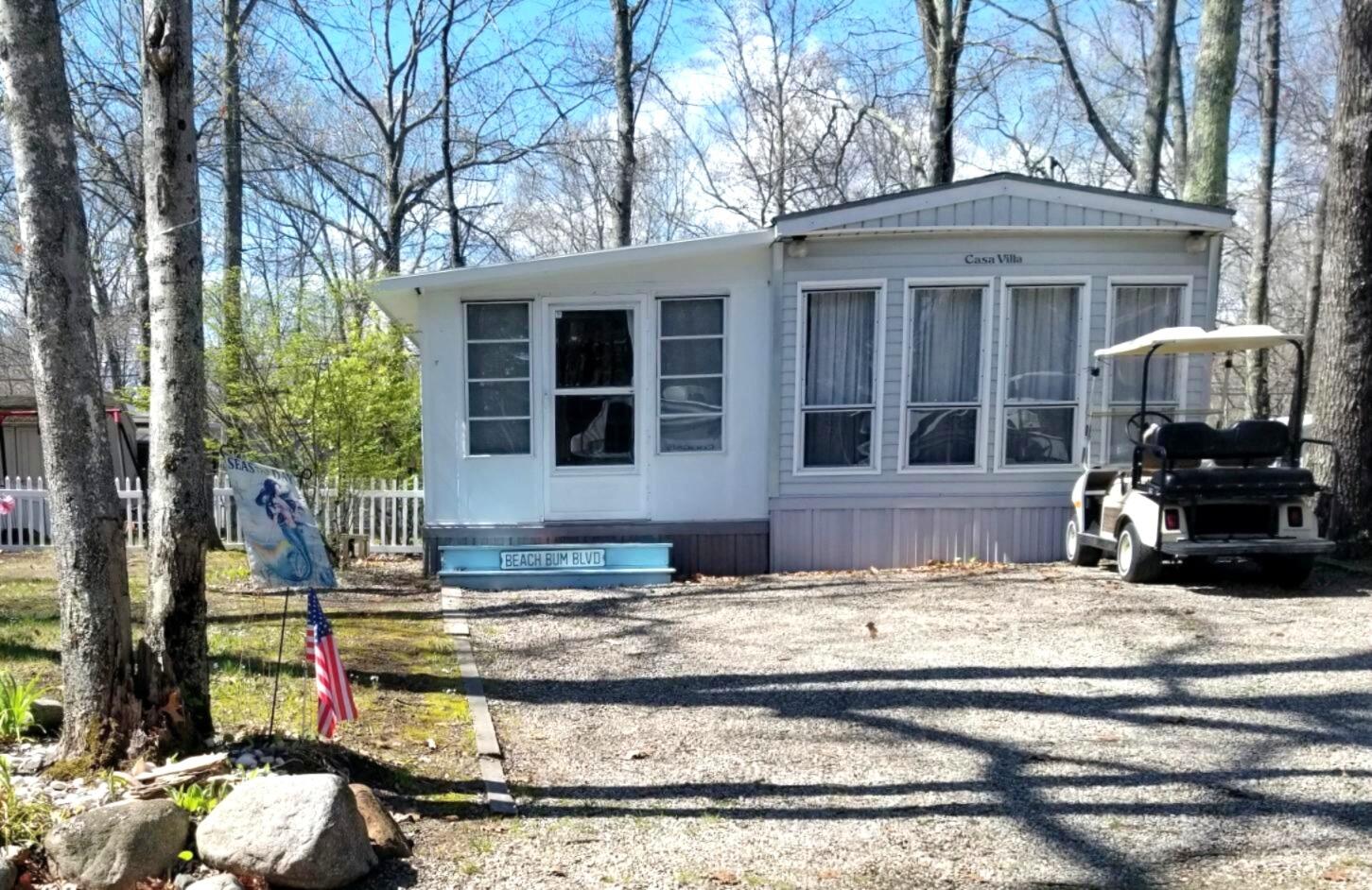 1 Robinson Way 85 — photo