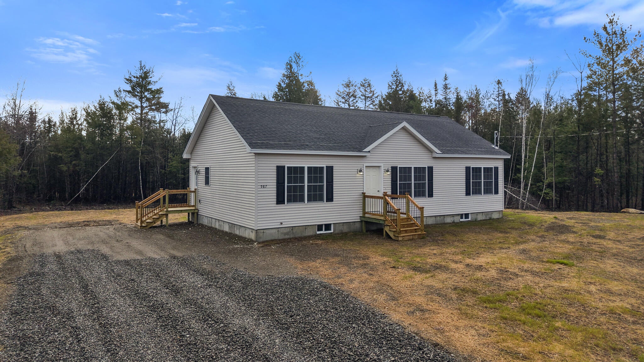 987 Kirkland Road — photo