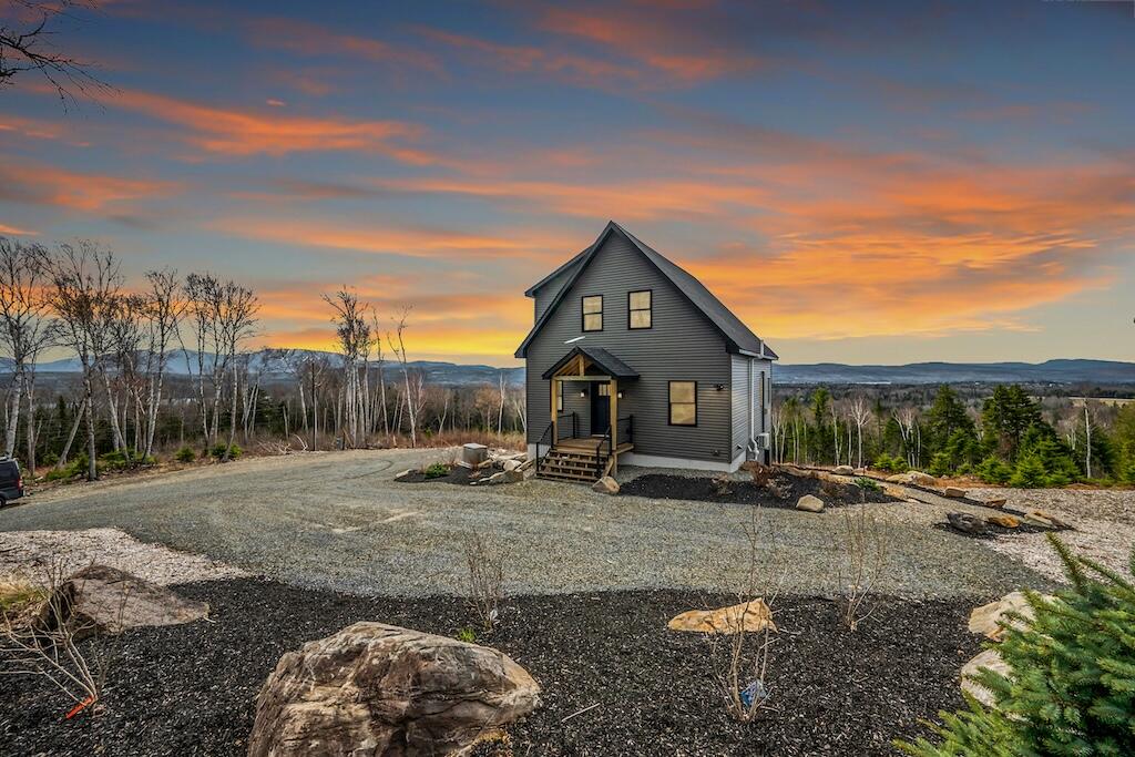 19 Barkies Way — photo