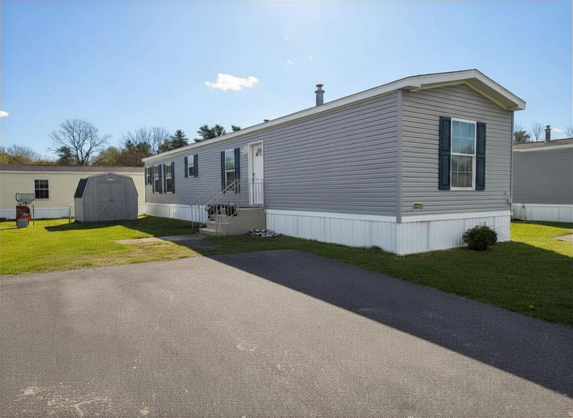 52 Oxbow Drive — photo