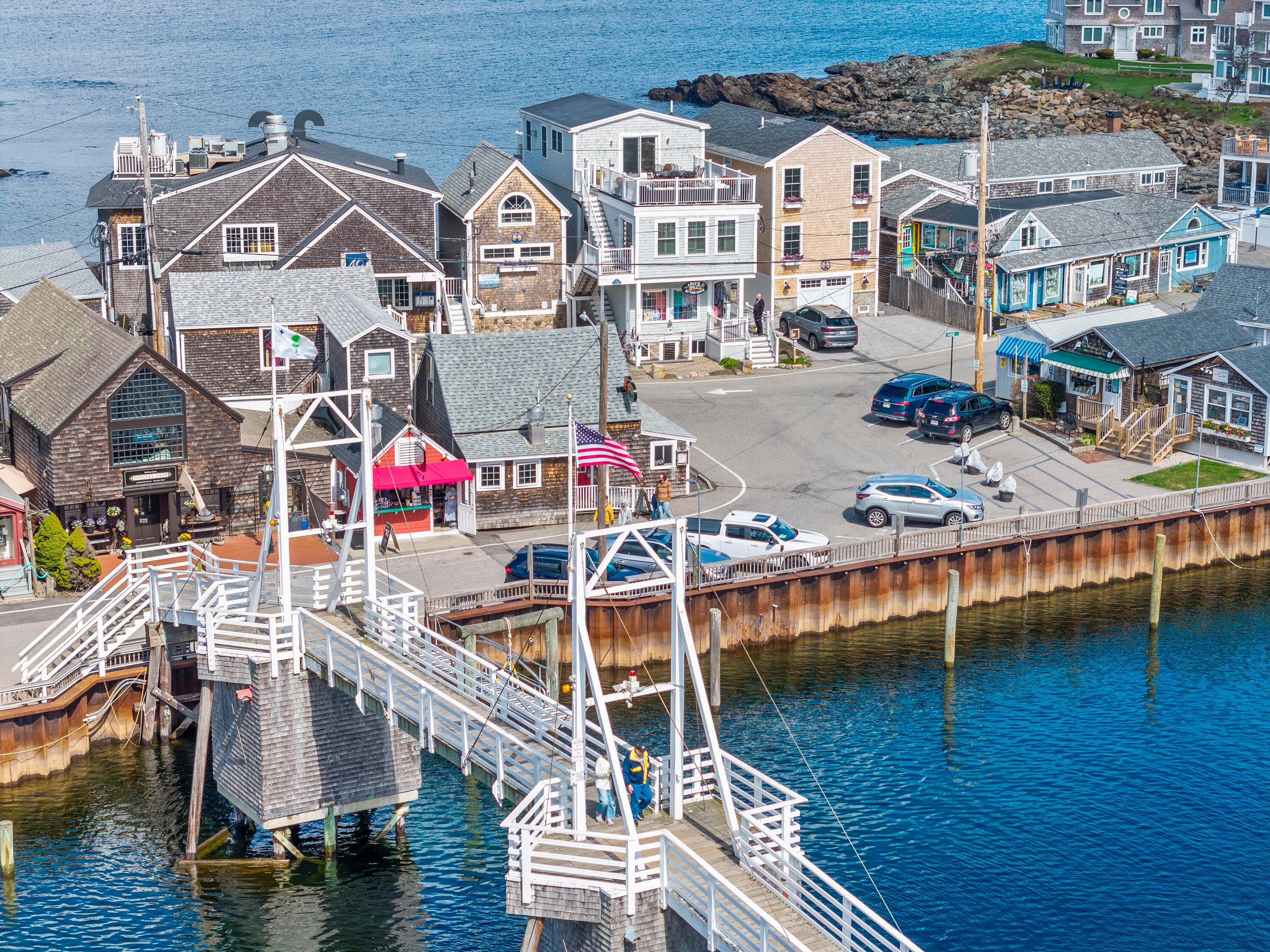 113115,117 Perkins Cove Road — photo