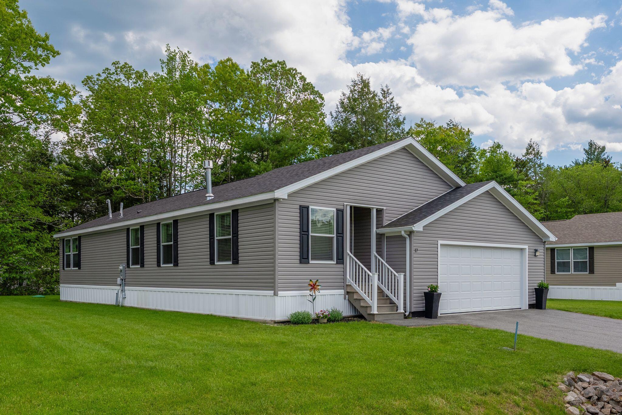 17 Rods Way — photo
