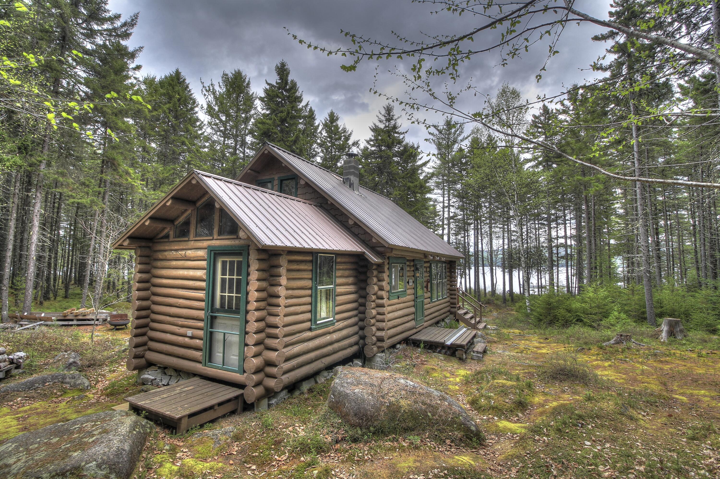 M1 L12-10 Toothaker Island — photo