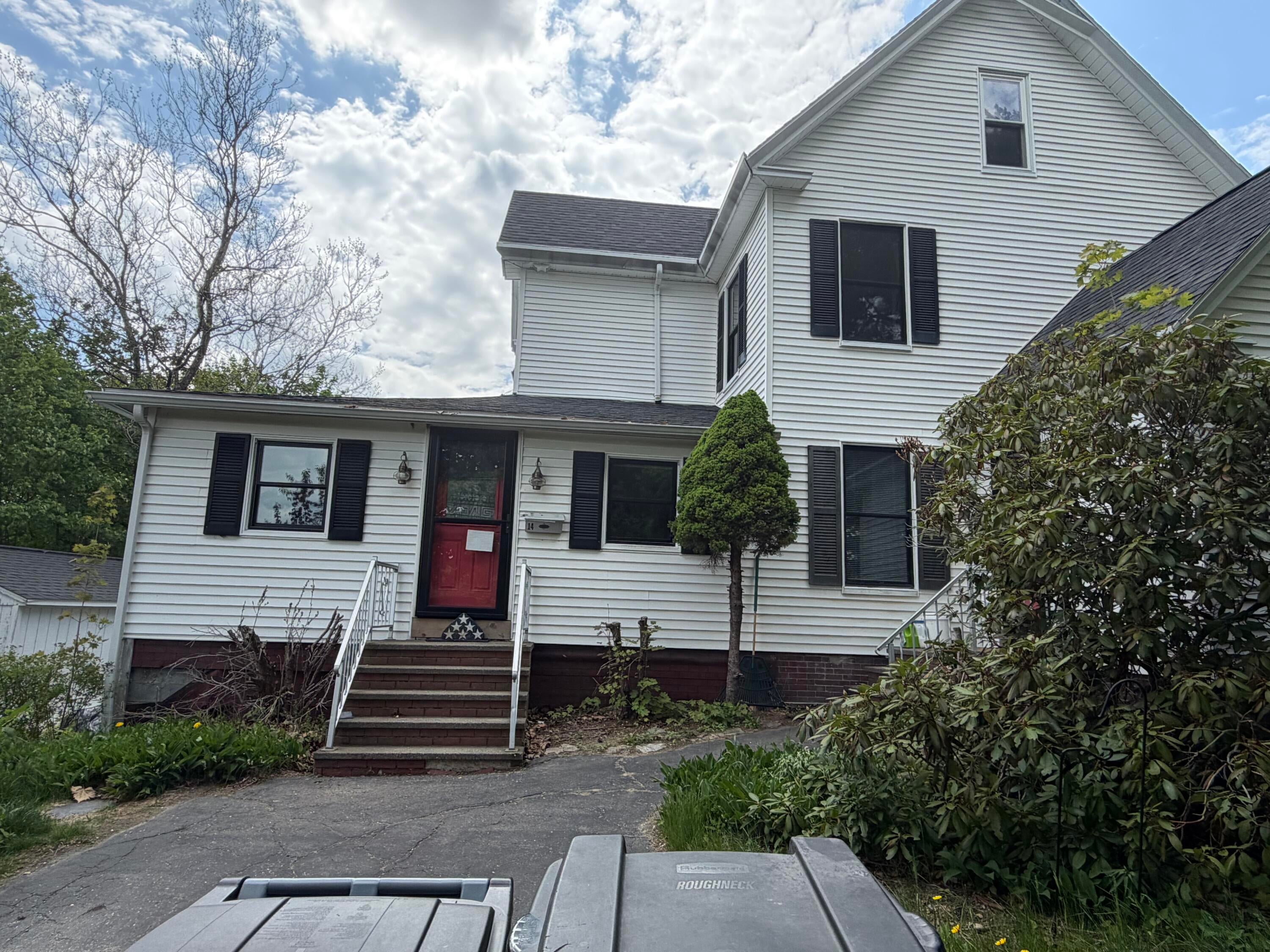 14 Indian Trail Lane — photo