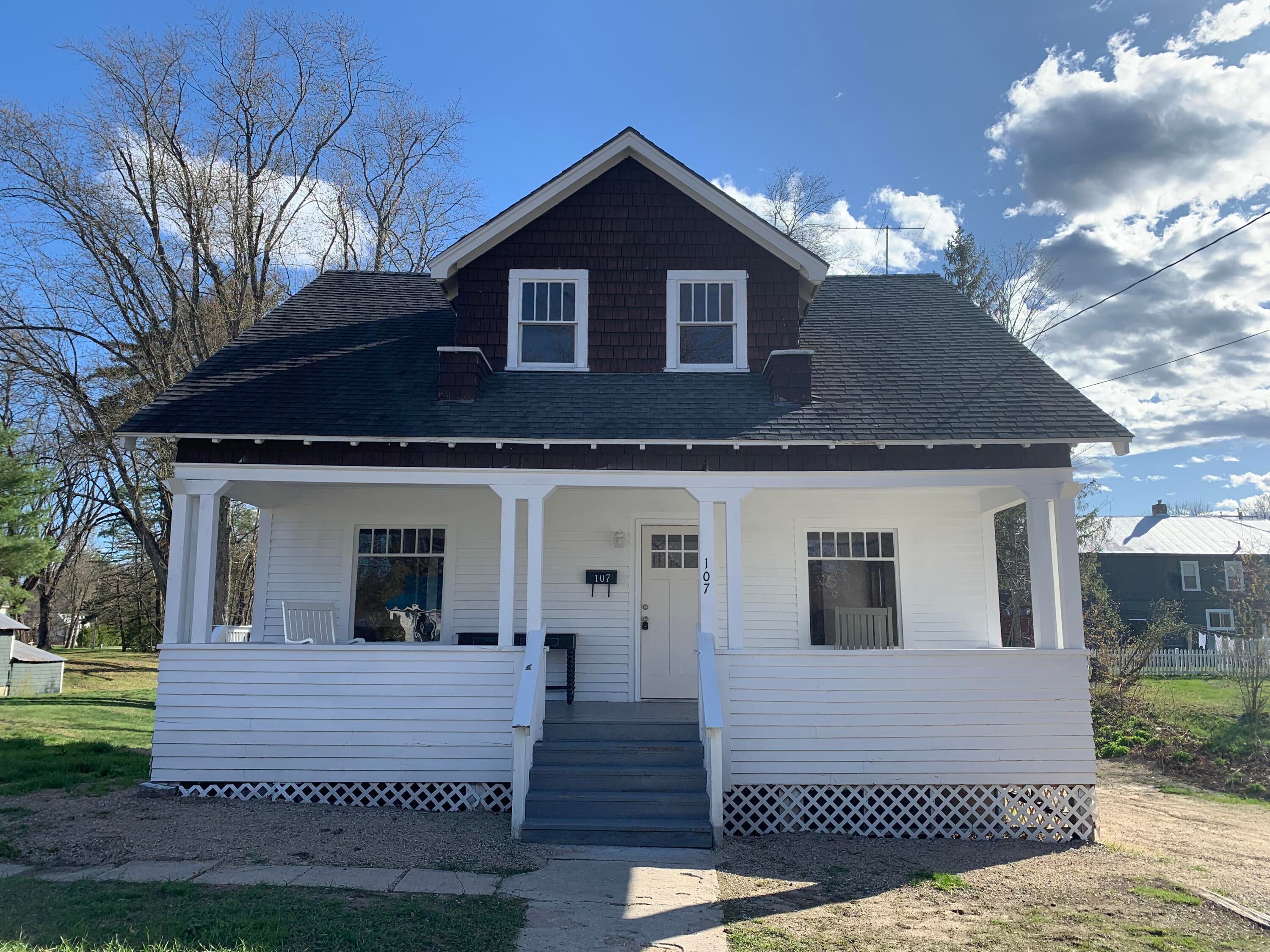 107 Portland Street — photo