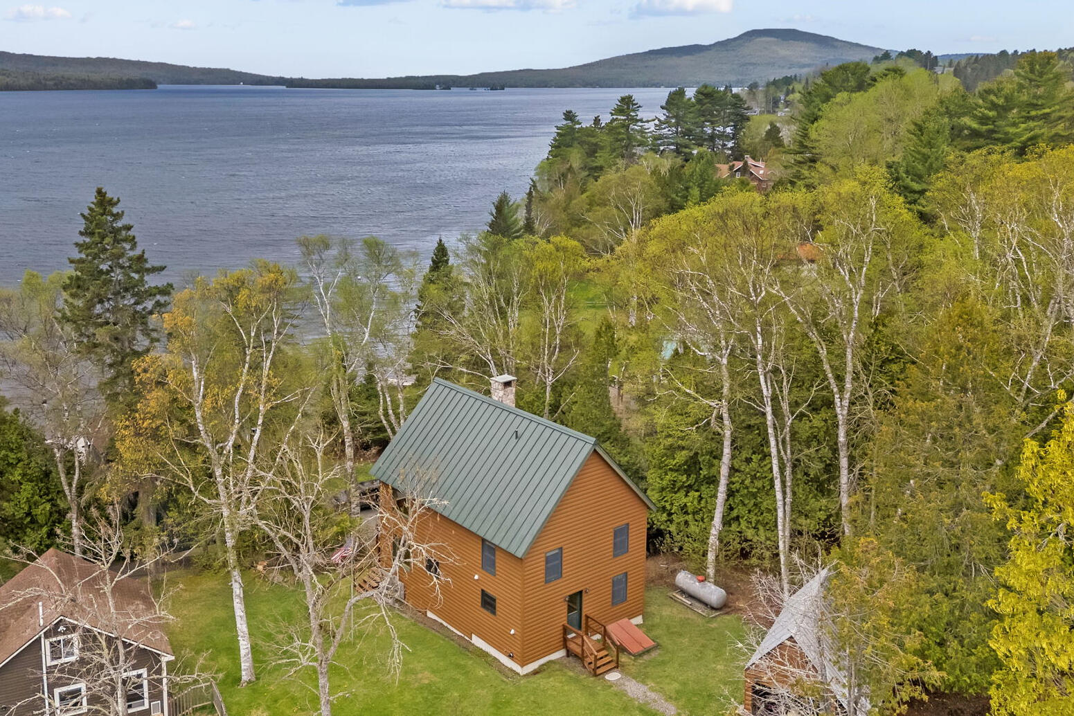 110 Lakeside Lodges Road — photo