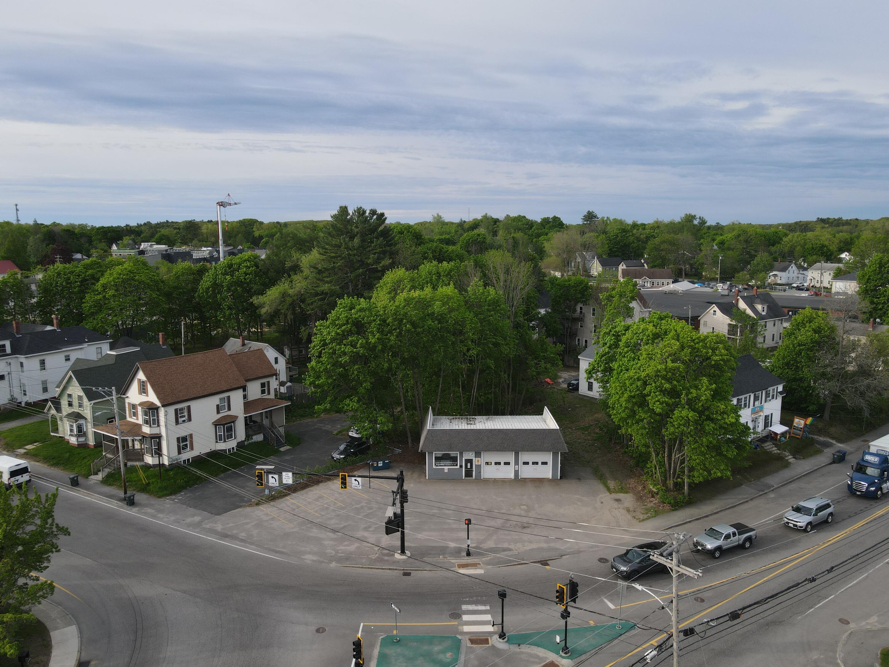 474 Main Street — photo