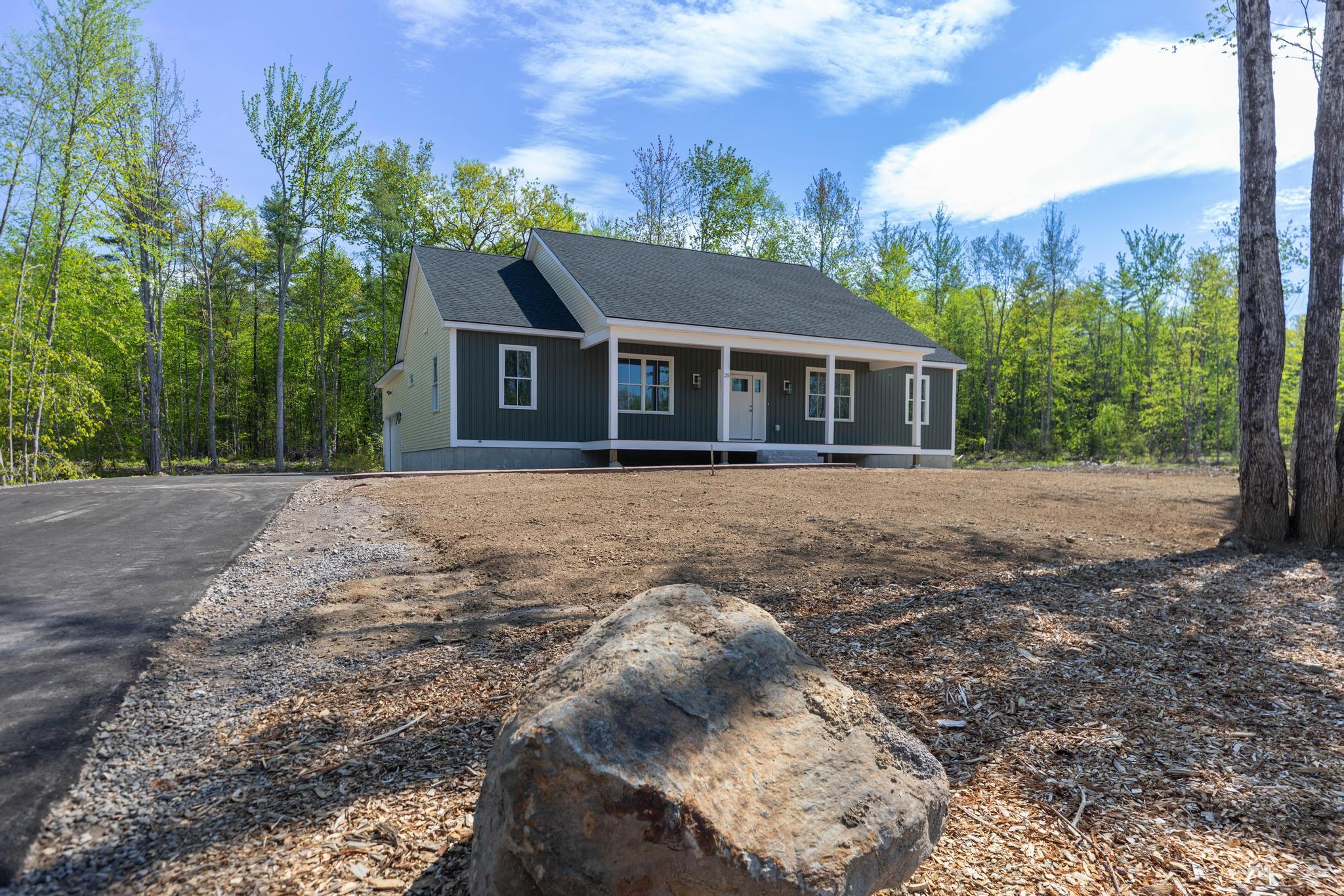 25 Tomahawk Lane — photo