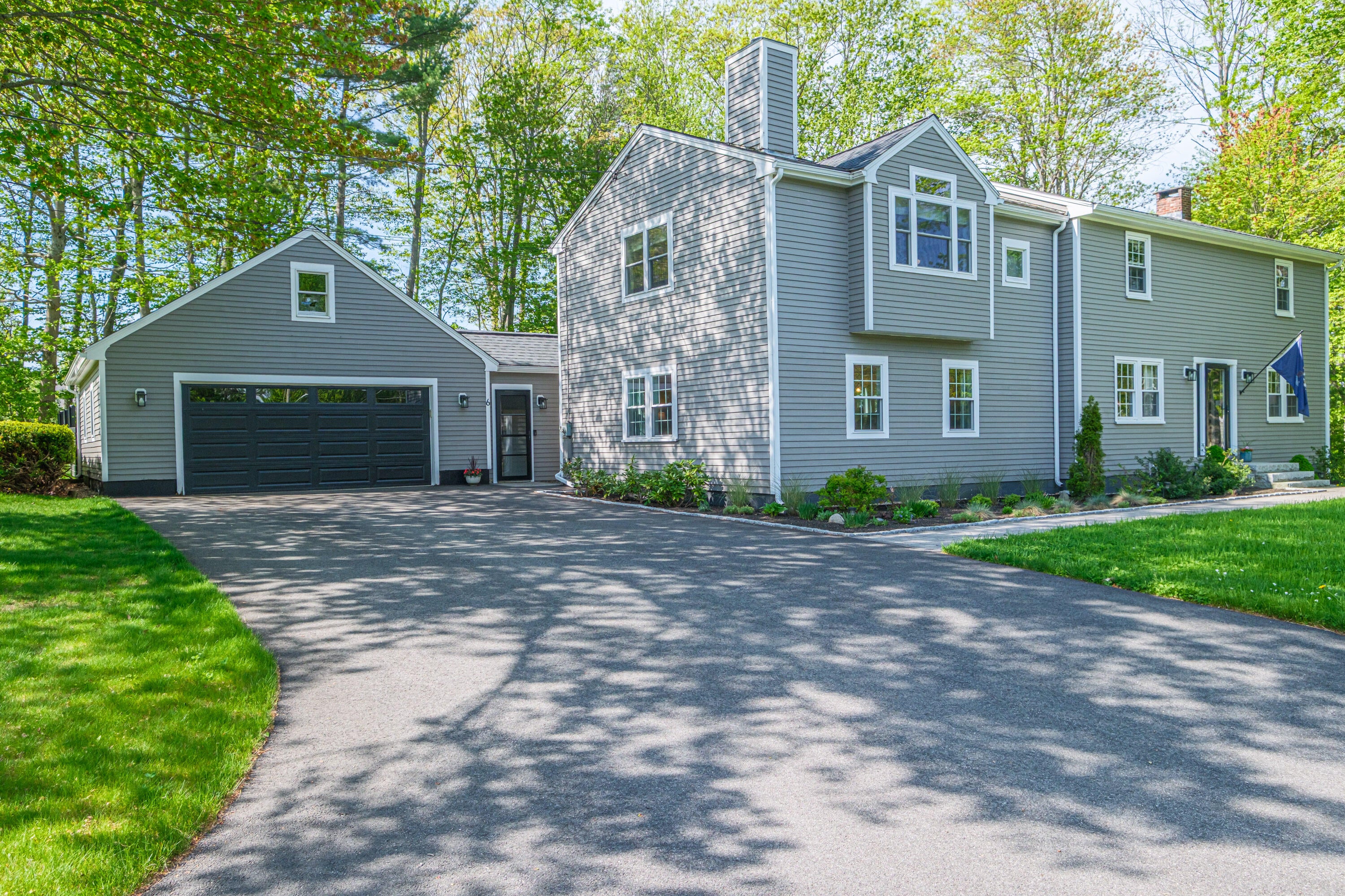 6 Plymouth Drive — photo