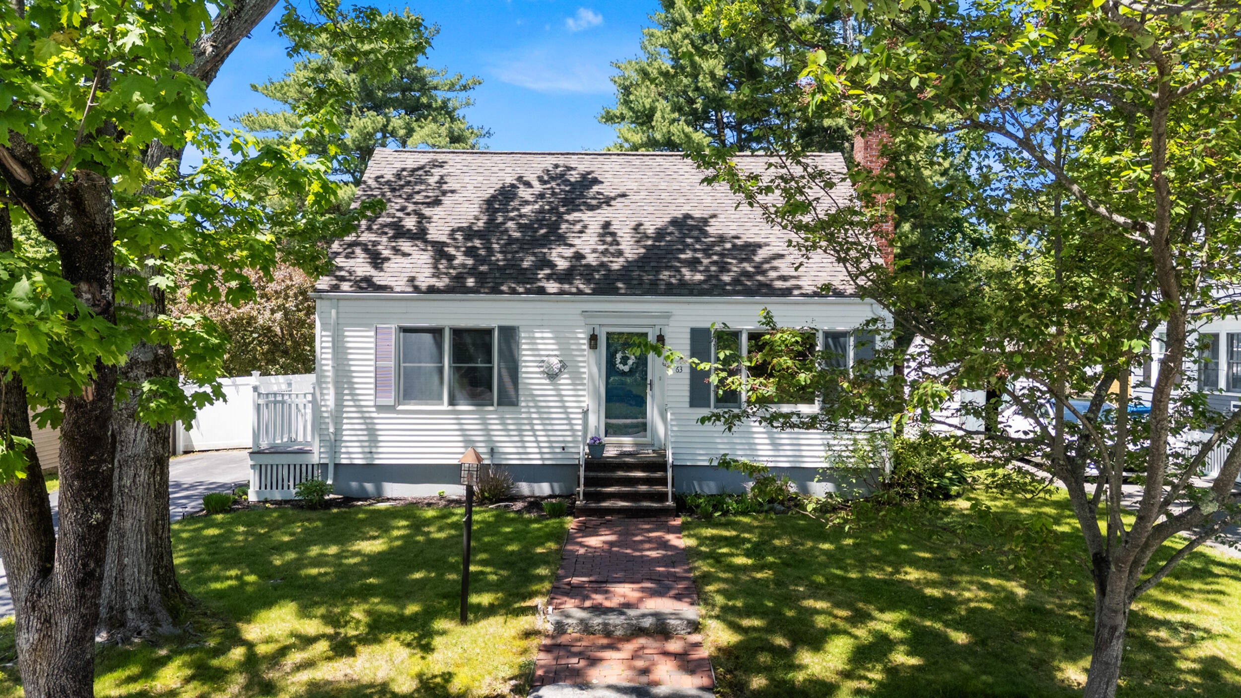 63 W Commonwealth Drive — photo