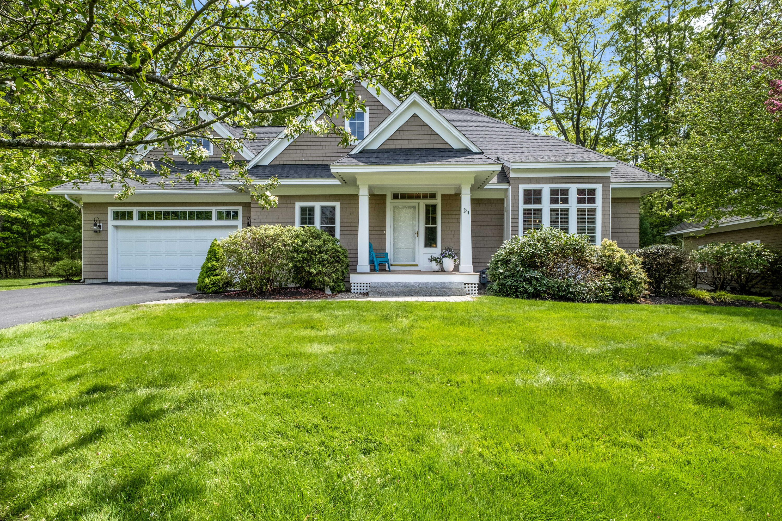 100 Shepards Cove Road D1 — photo
