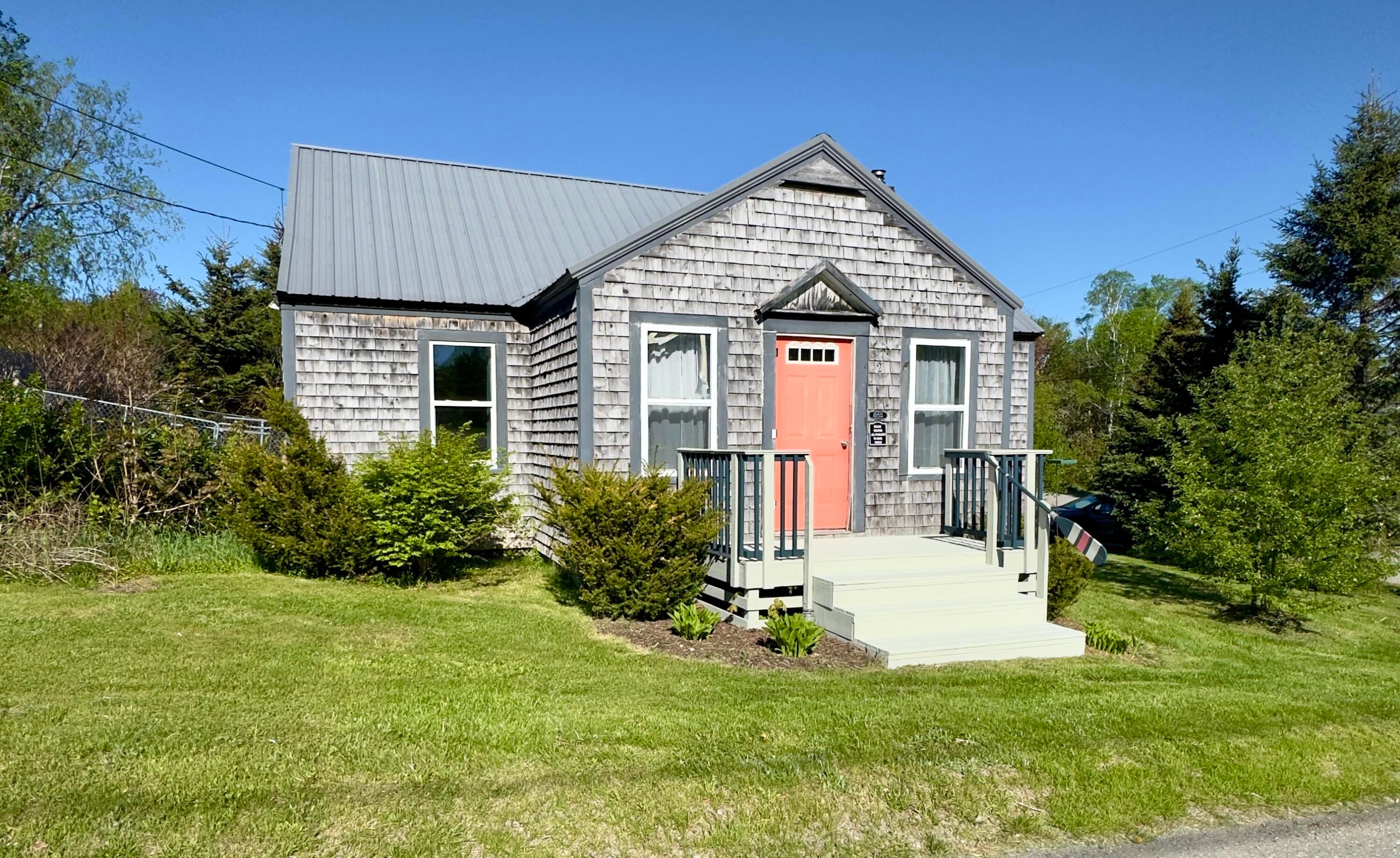 2 Dresner Street — photo