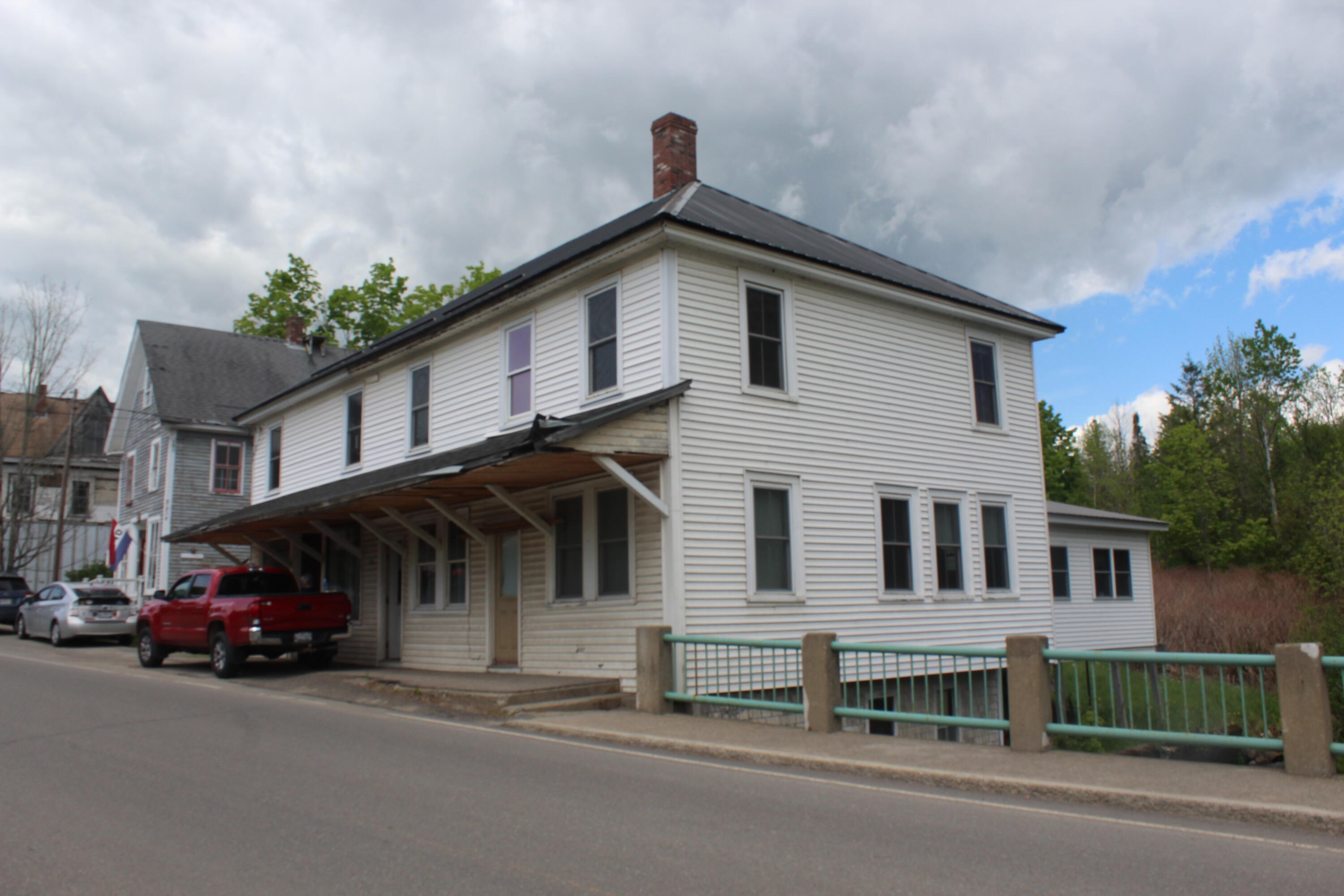 328 Main Street — photo