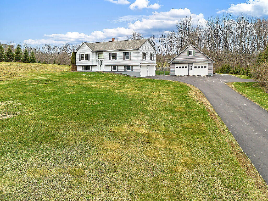 52 Alfalfa Road — photo