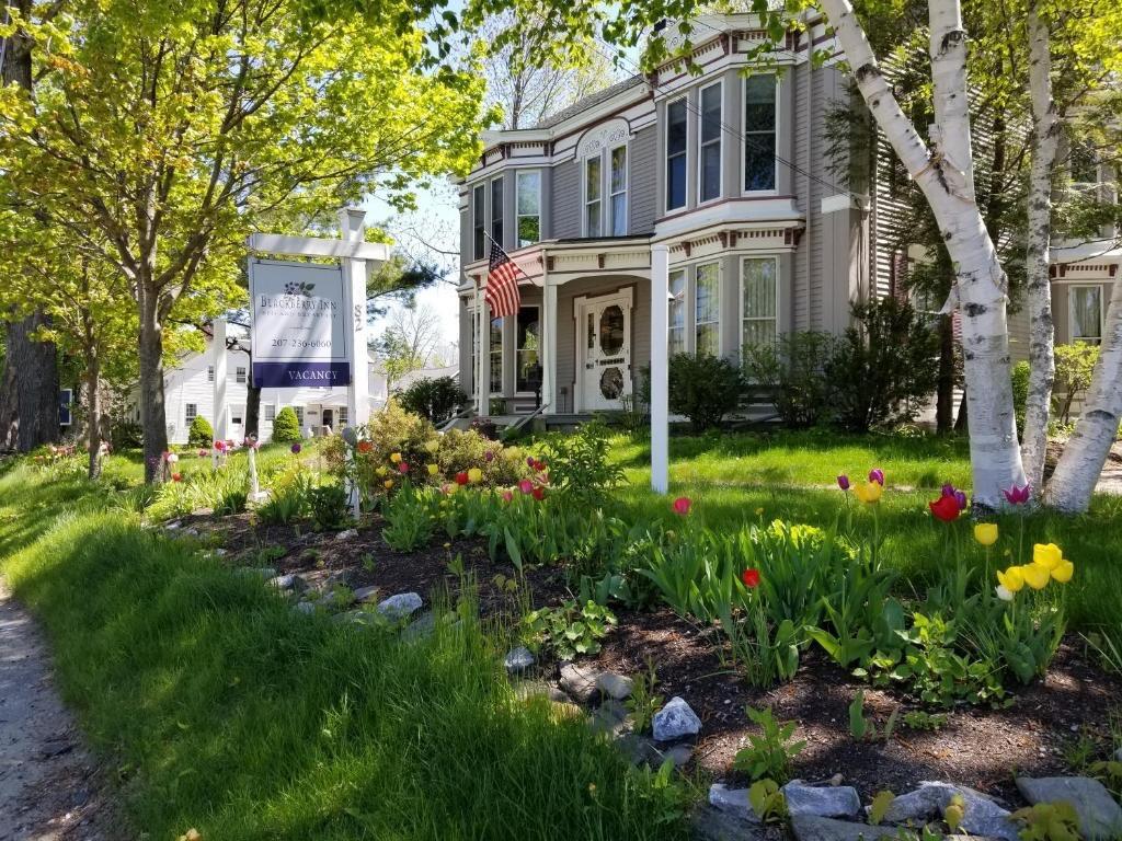 82 Elm Street — photo