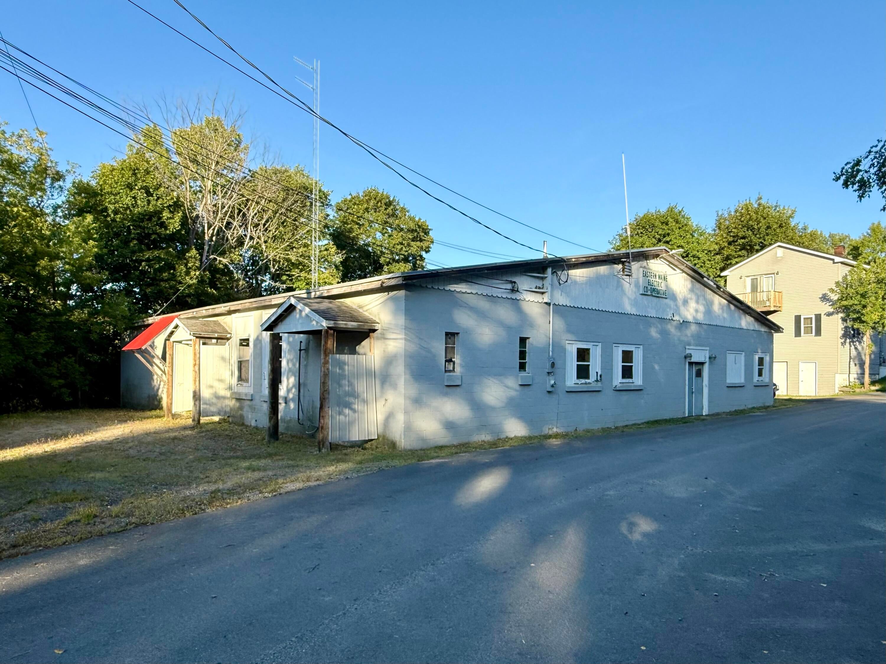 12 Tyler Street — photo