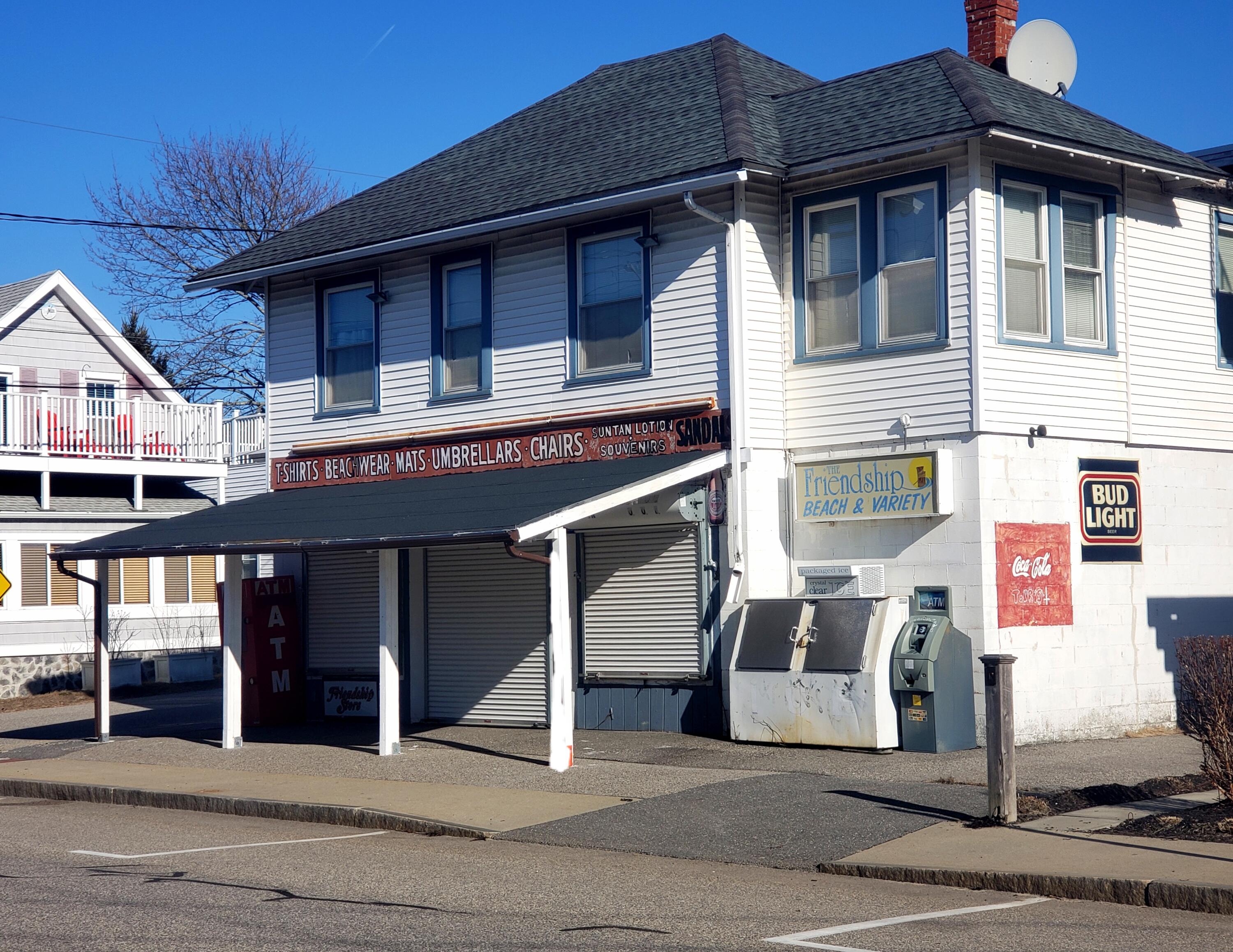 57 E Grand Avenue — photo