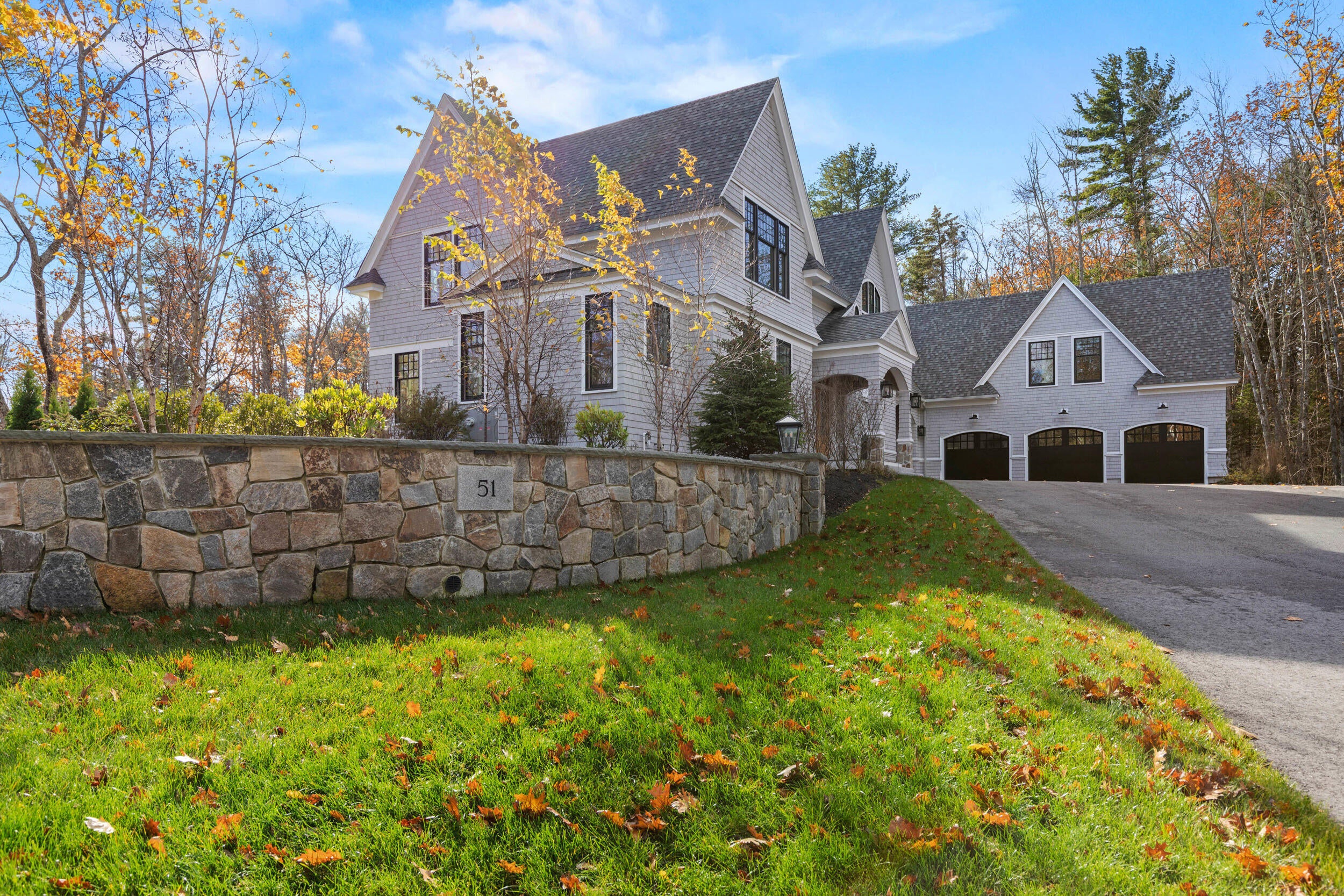 51 Woodland Drive — photo