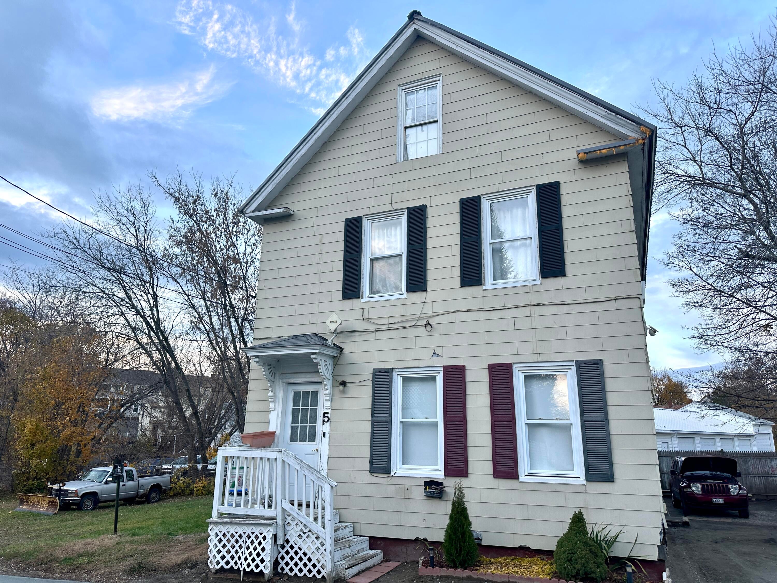 5 Veteran Court — photo